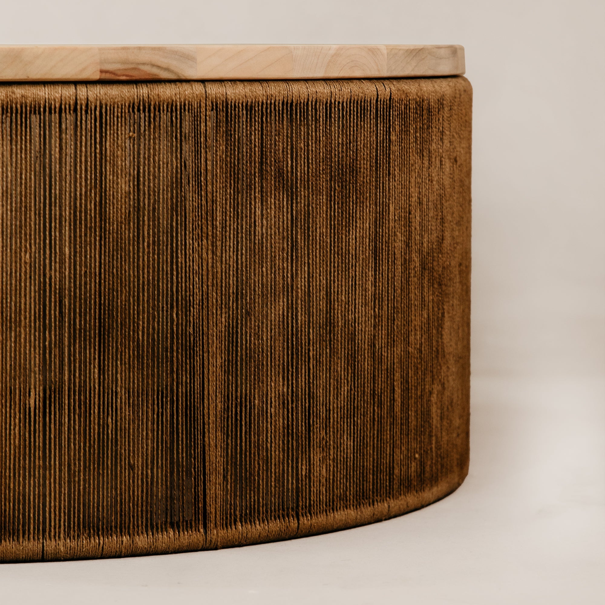 Ijuthi Coffee Table – Blonde & Brown