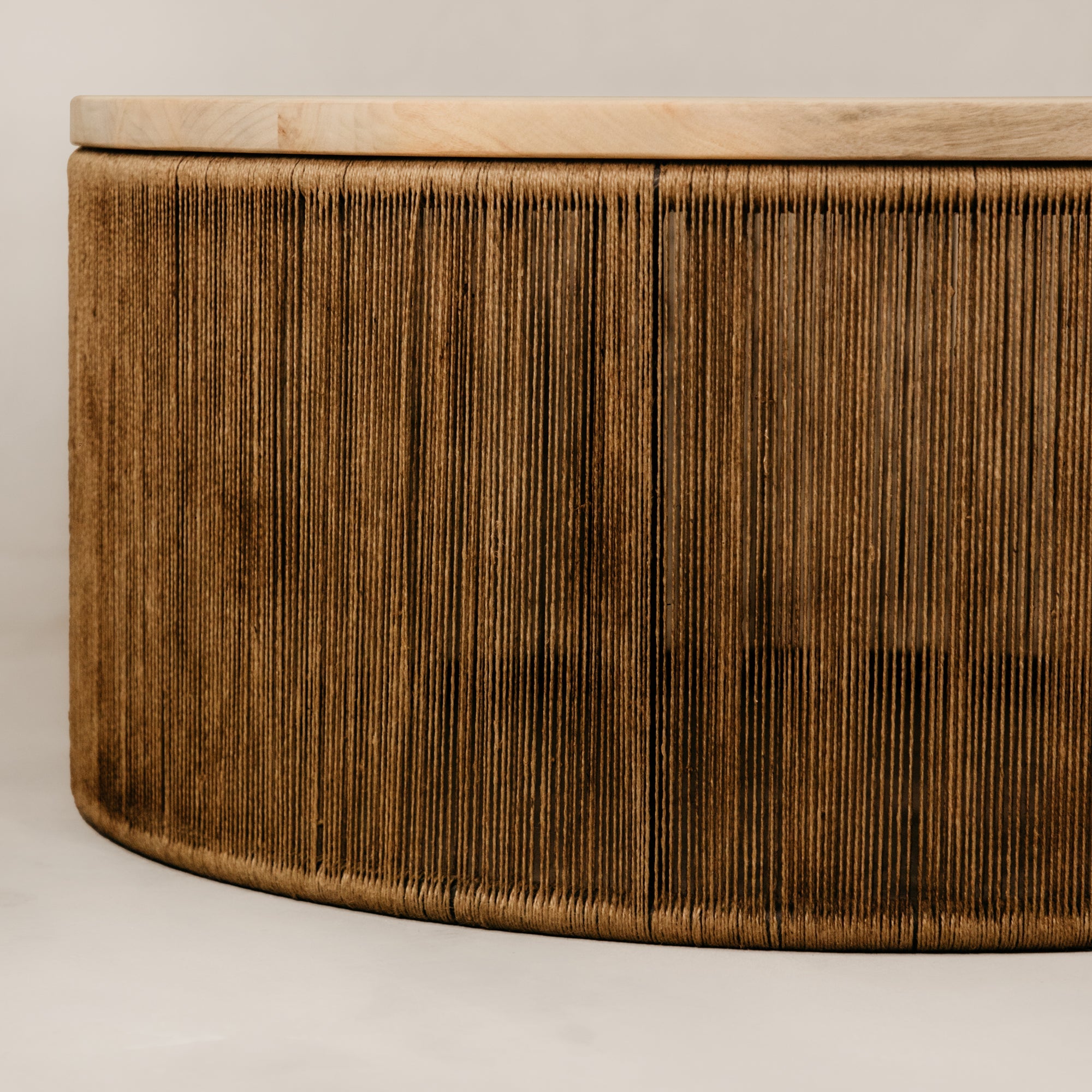 Ijuthi Coffee Table – Blonde & Brown