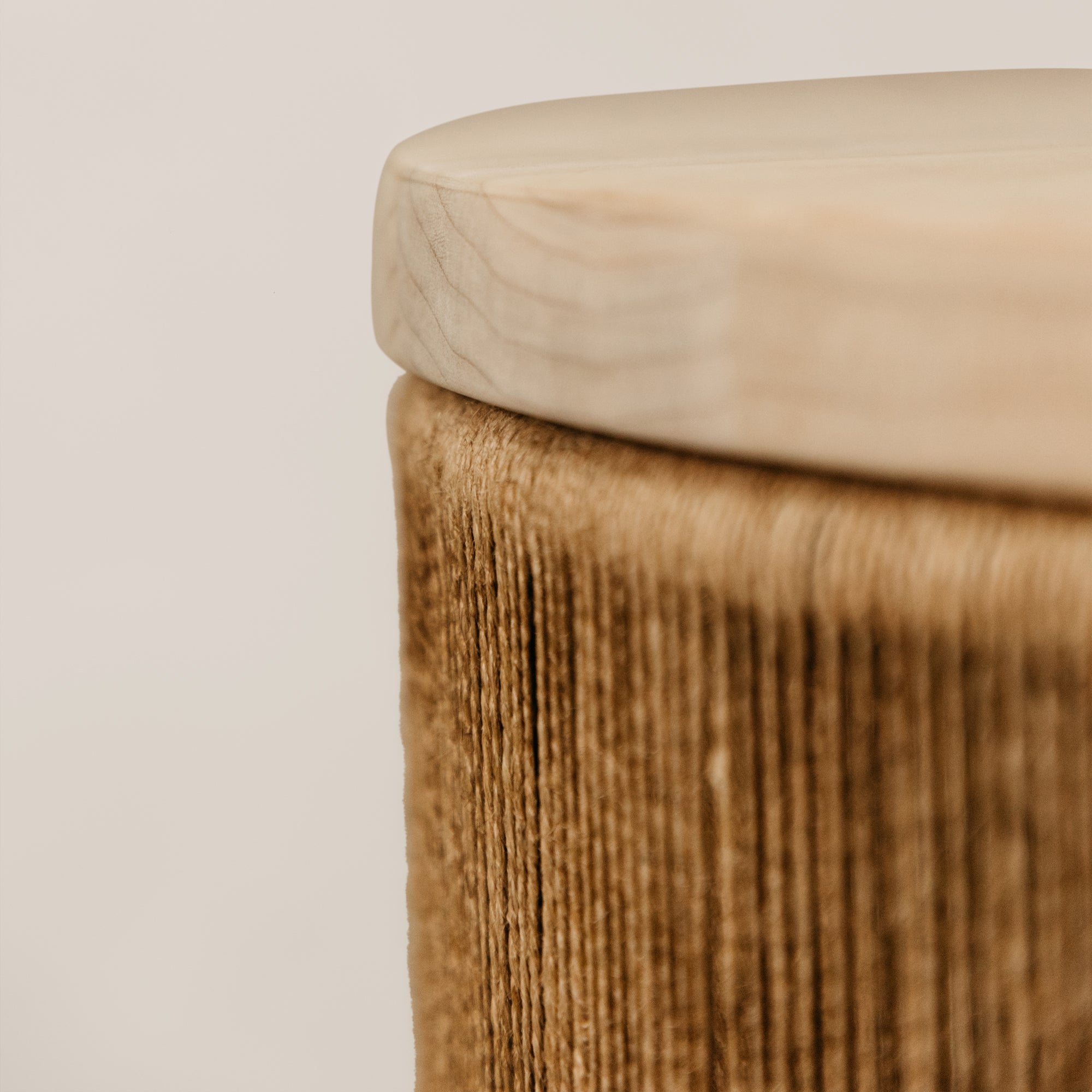 Ijuthi Side Table – Blonde & Brown