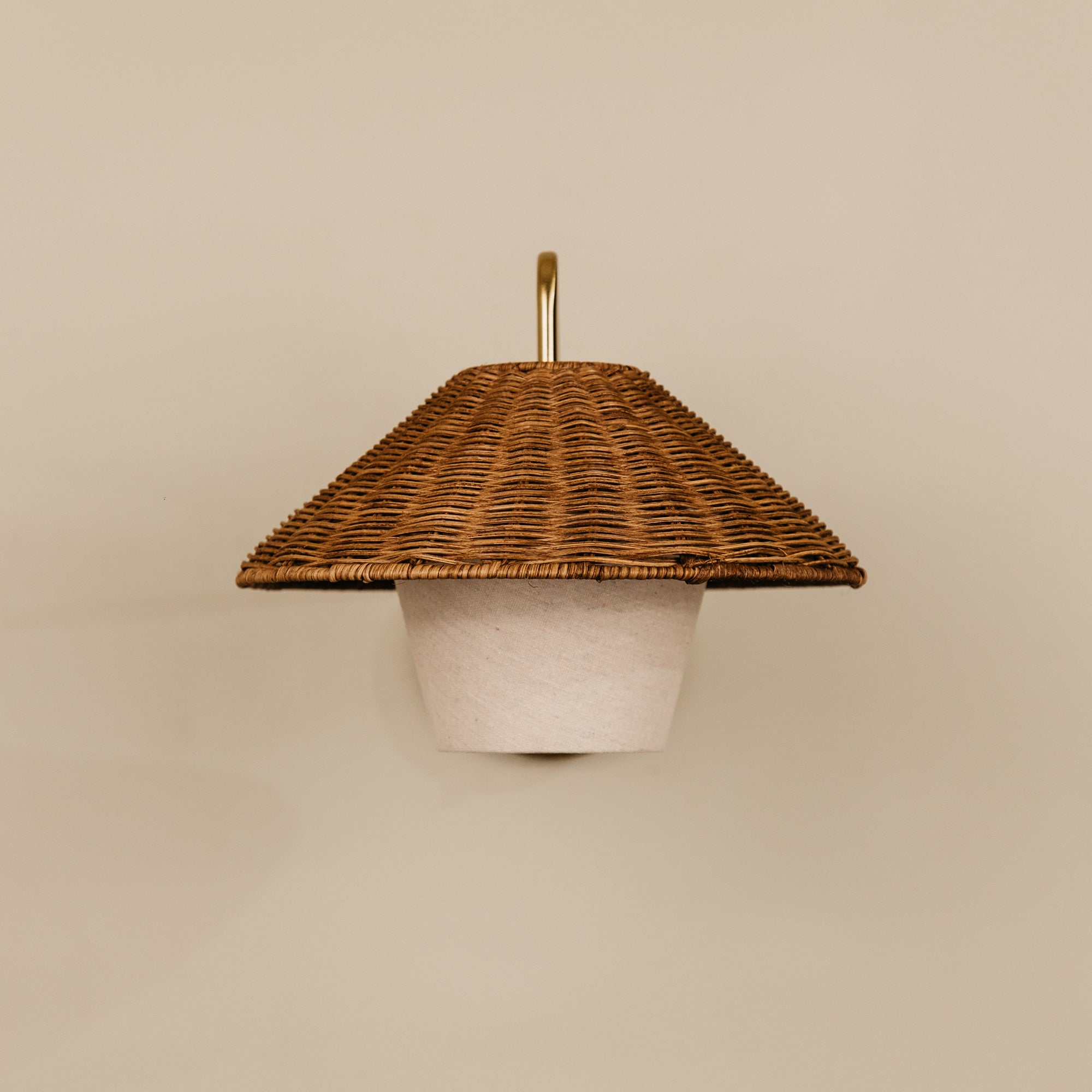 Inuka Wall Light