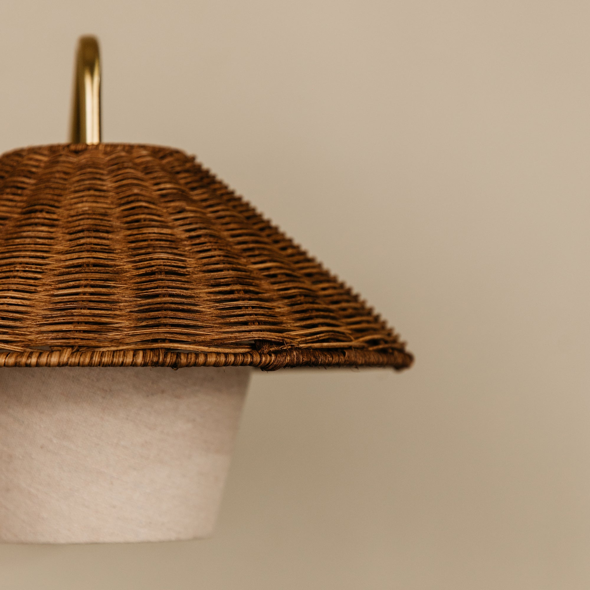 Inuka Wall Light