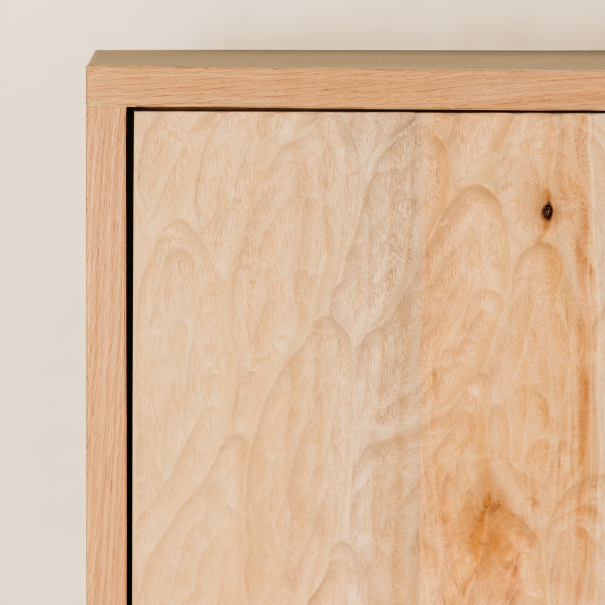 Iseli Chiselled Side Board