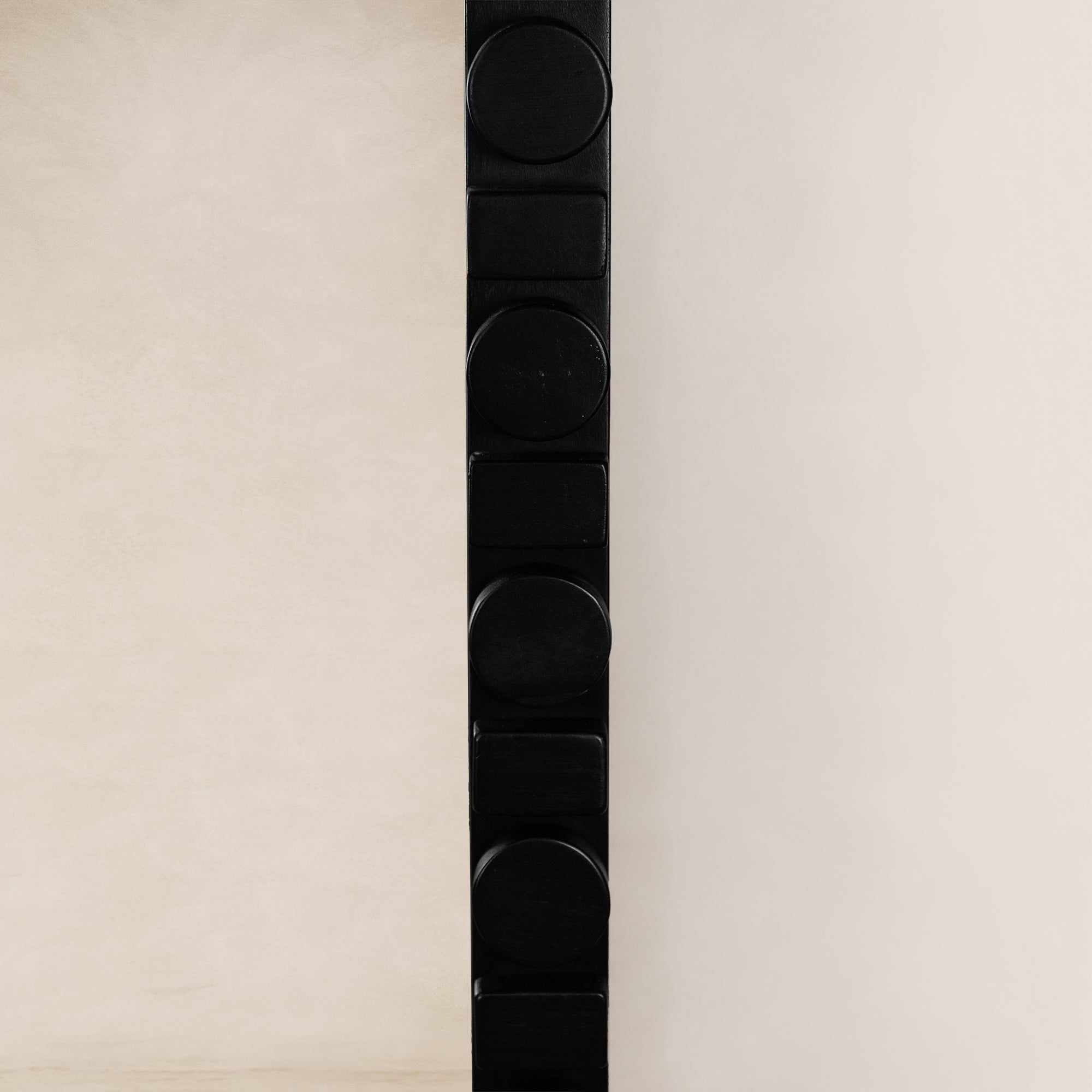 Kalahari Tall Mirror – Black