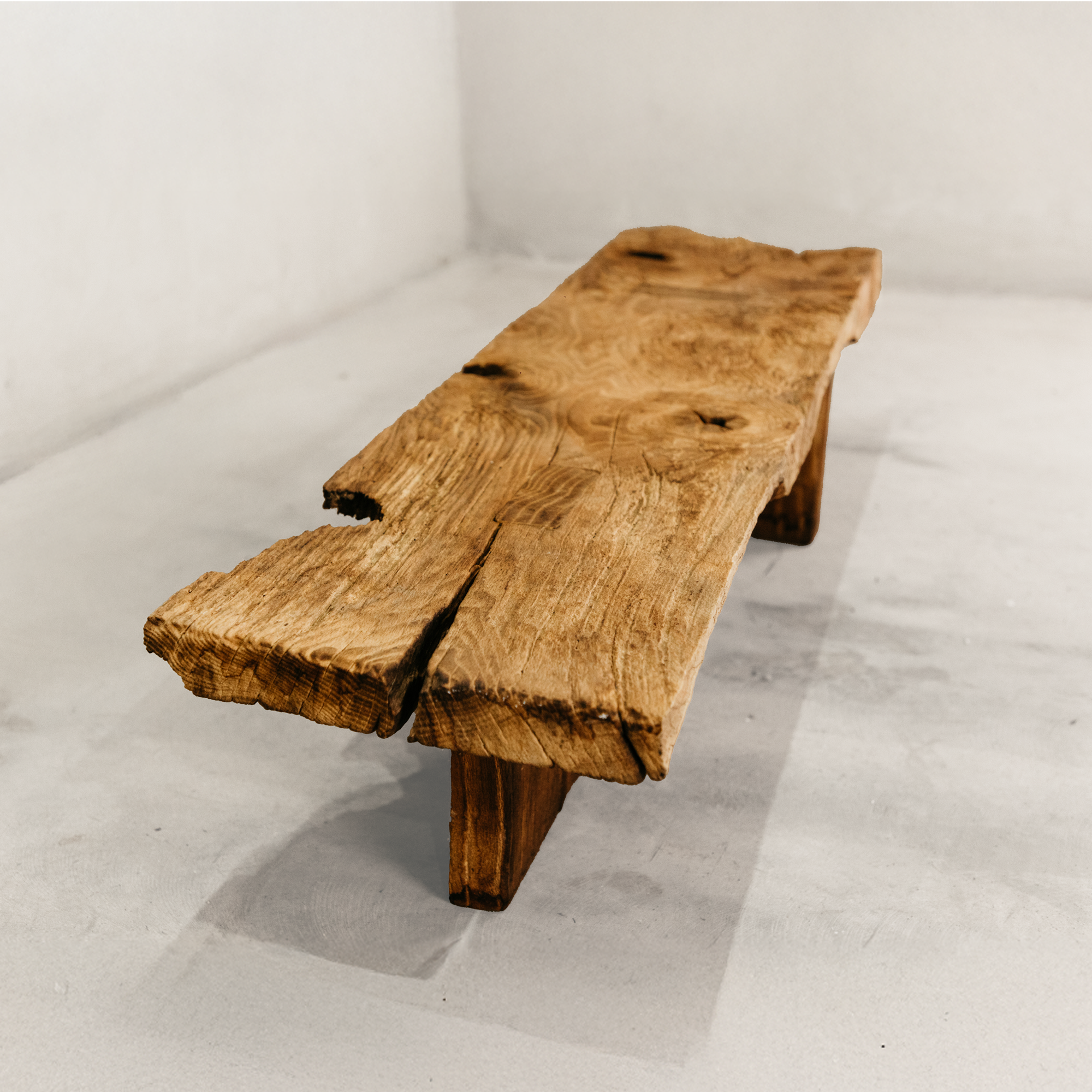 Kazi Bench