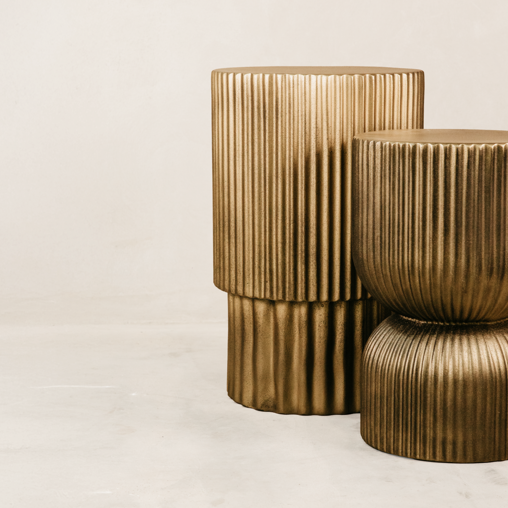 Komo Tall Side Table – Antique Gold