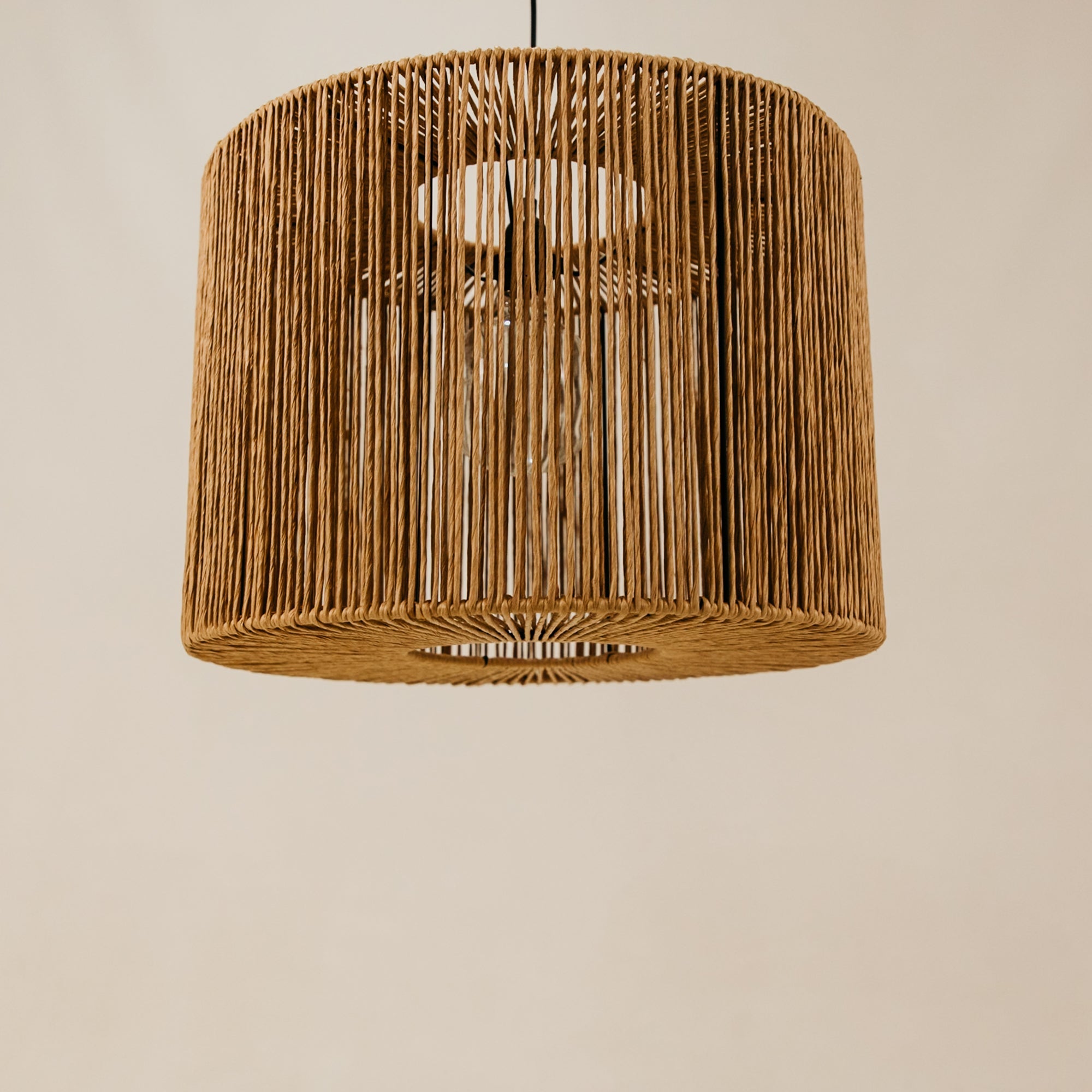 Kamba Paper Rope Pendant – Natural