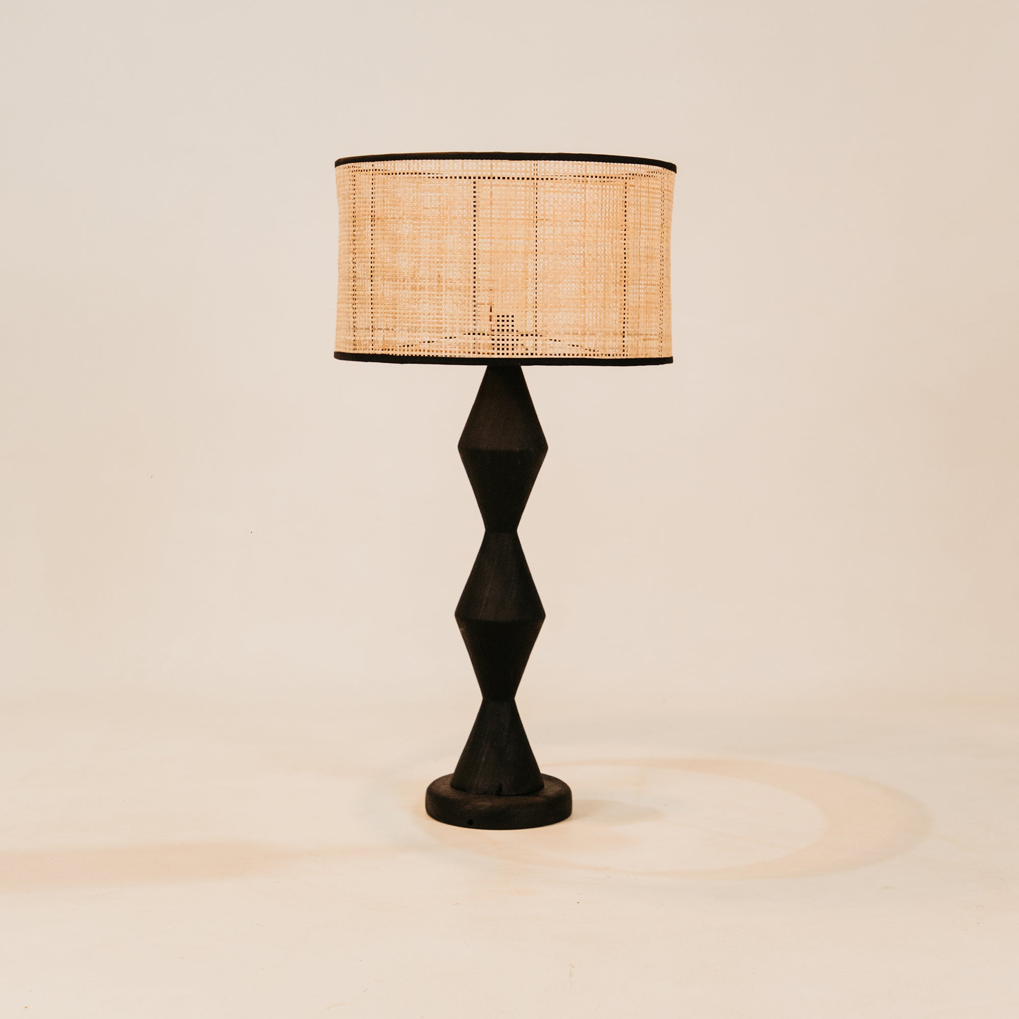 Mopani Table Lamp with Grid Weave Shade – Black