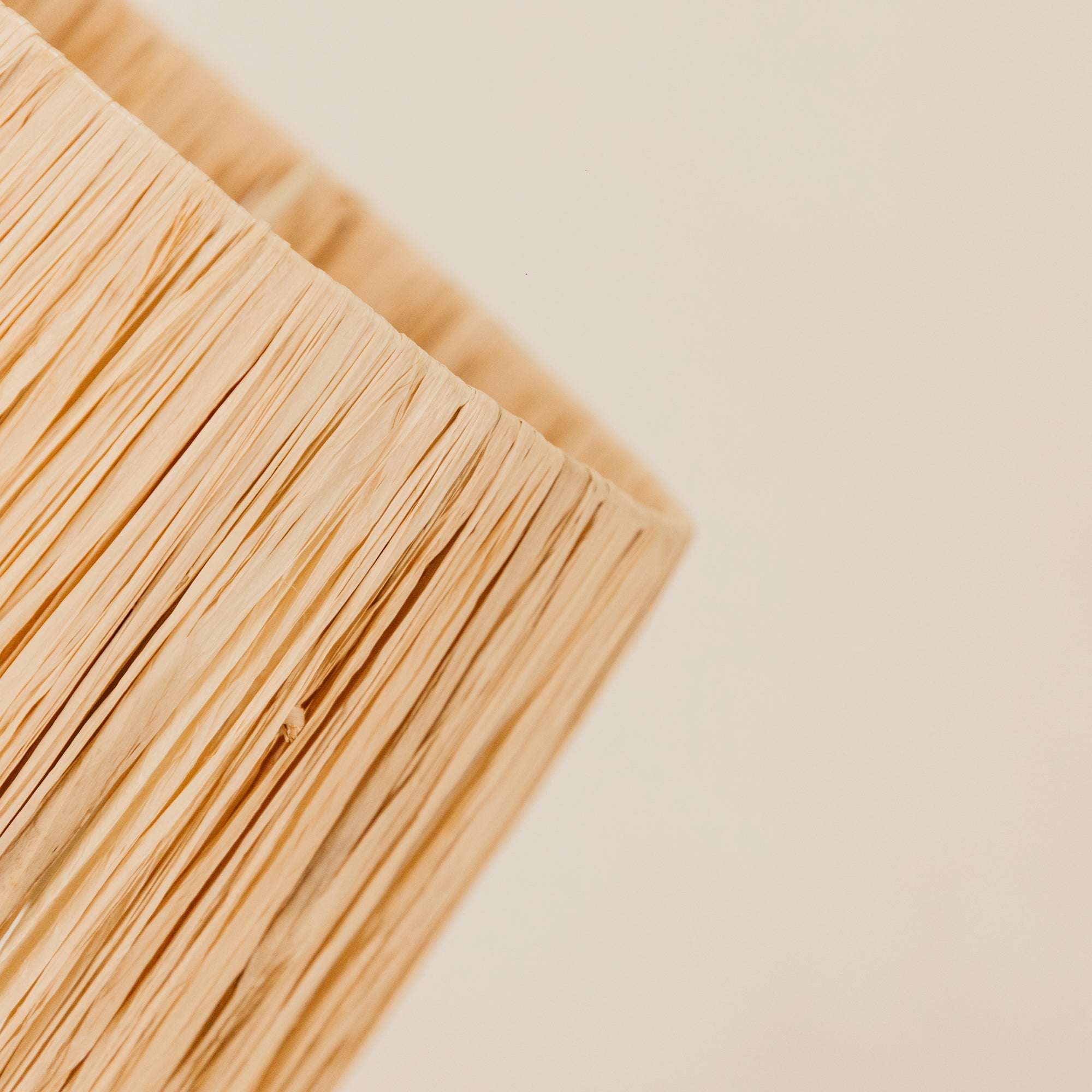 Olifants Table Lamp with Raffia Shade