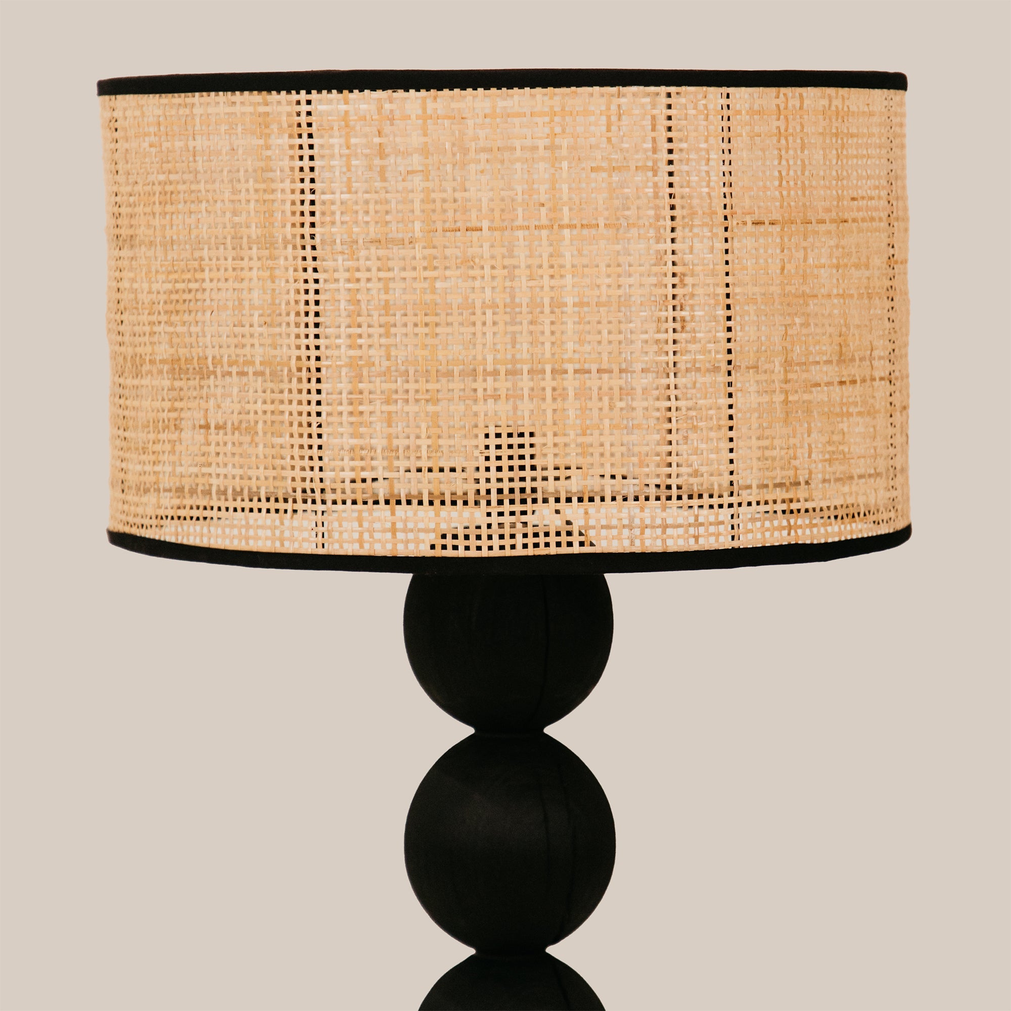 Skukuza Table Lamp with Grid Weave Shade – Black
