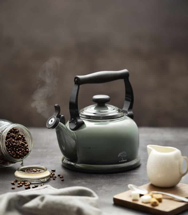 Enamel Kettles - Image 8