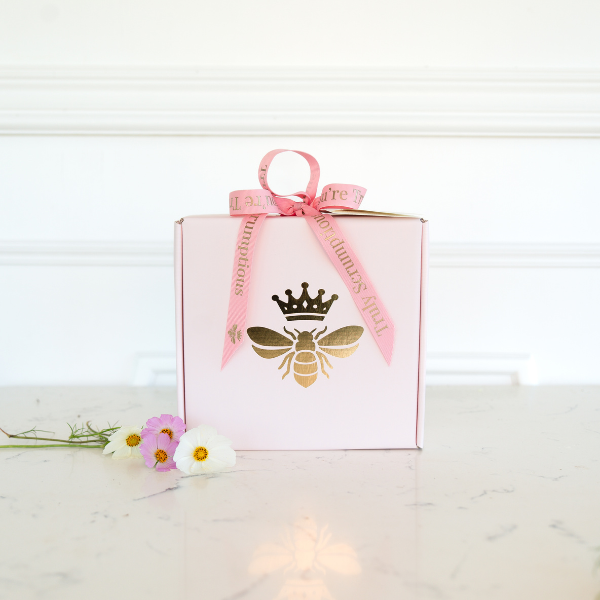 Wedgewood Classic Hamper - Light Pink