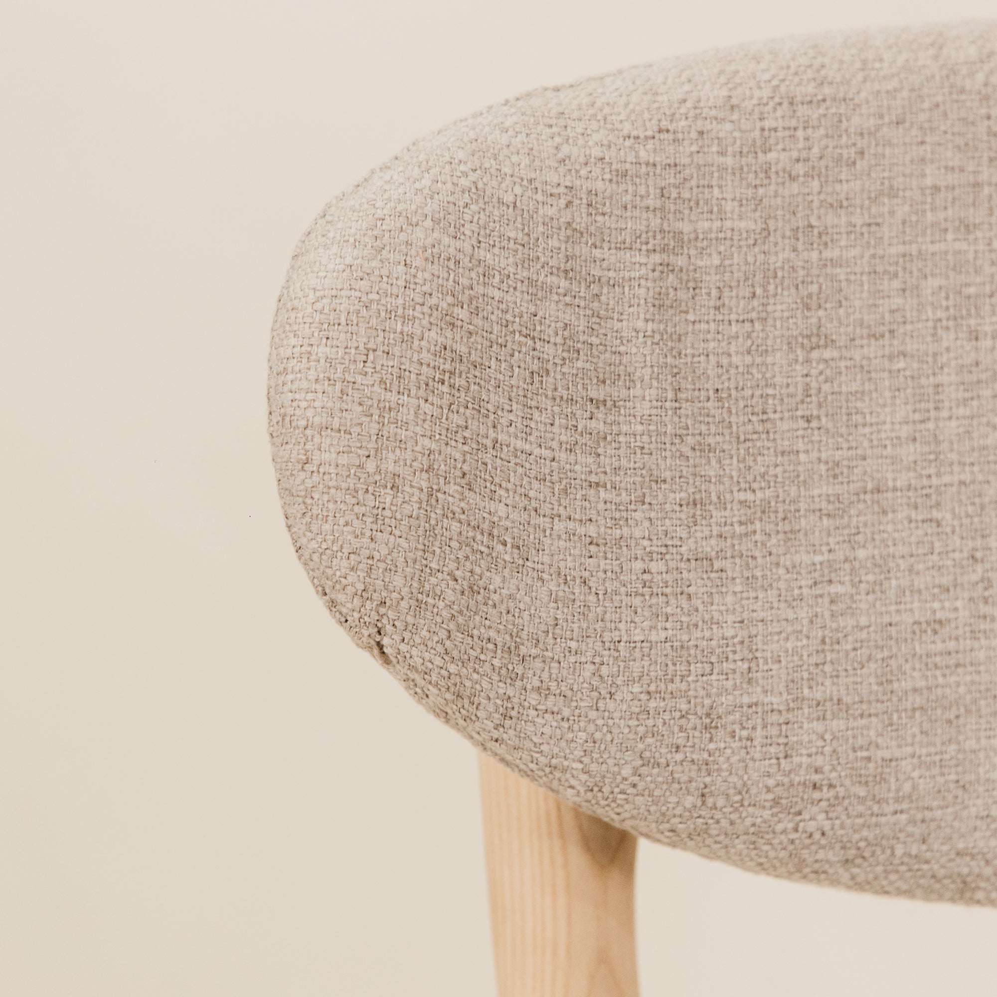 Lyra Sand Dining Chair – Blonde