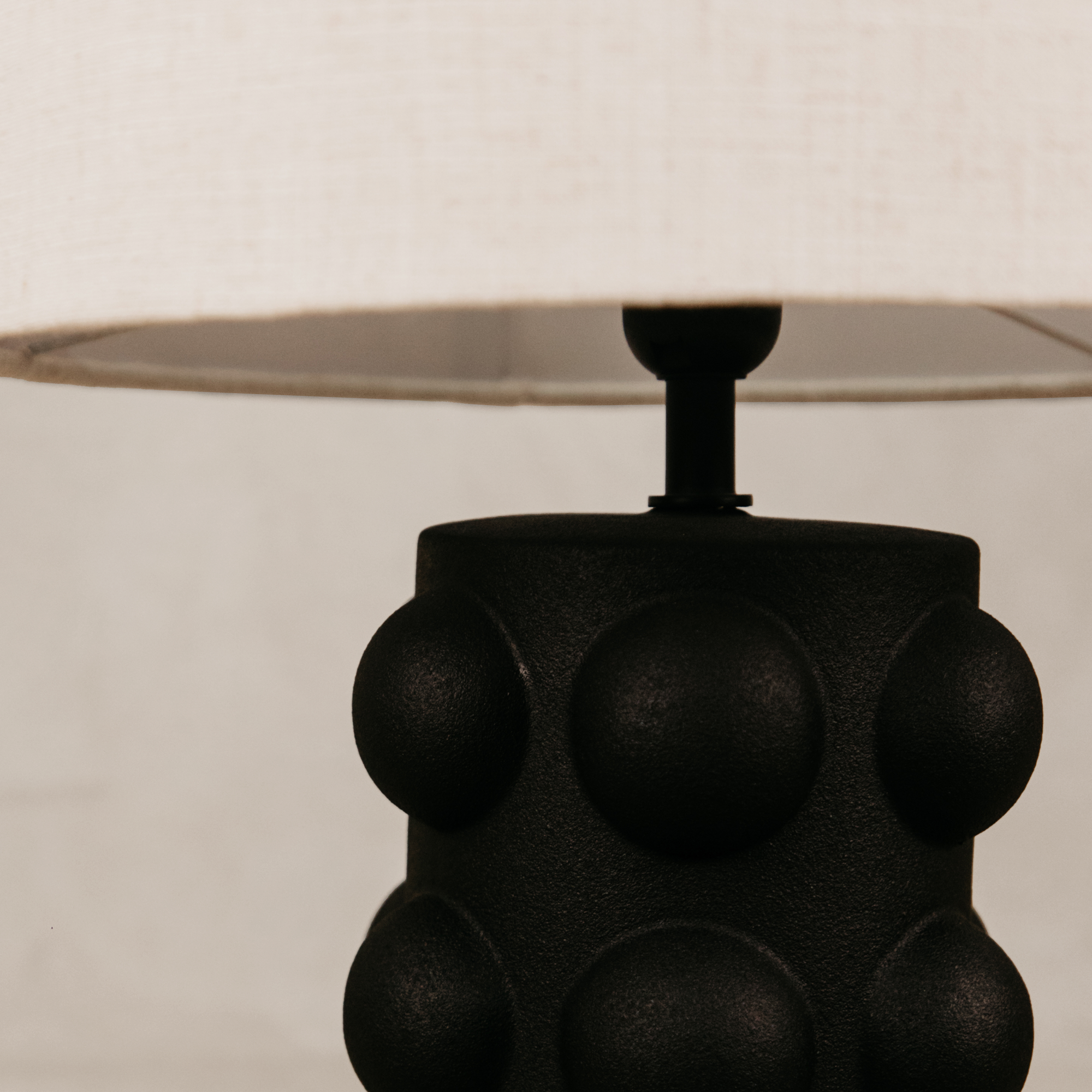 Marula Table Lamp with Linen Shade – Black