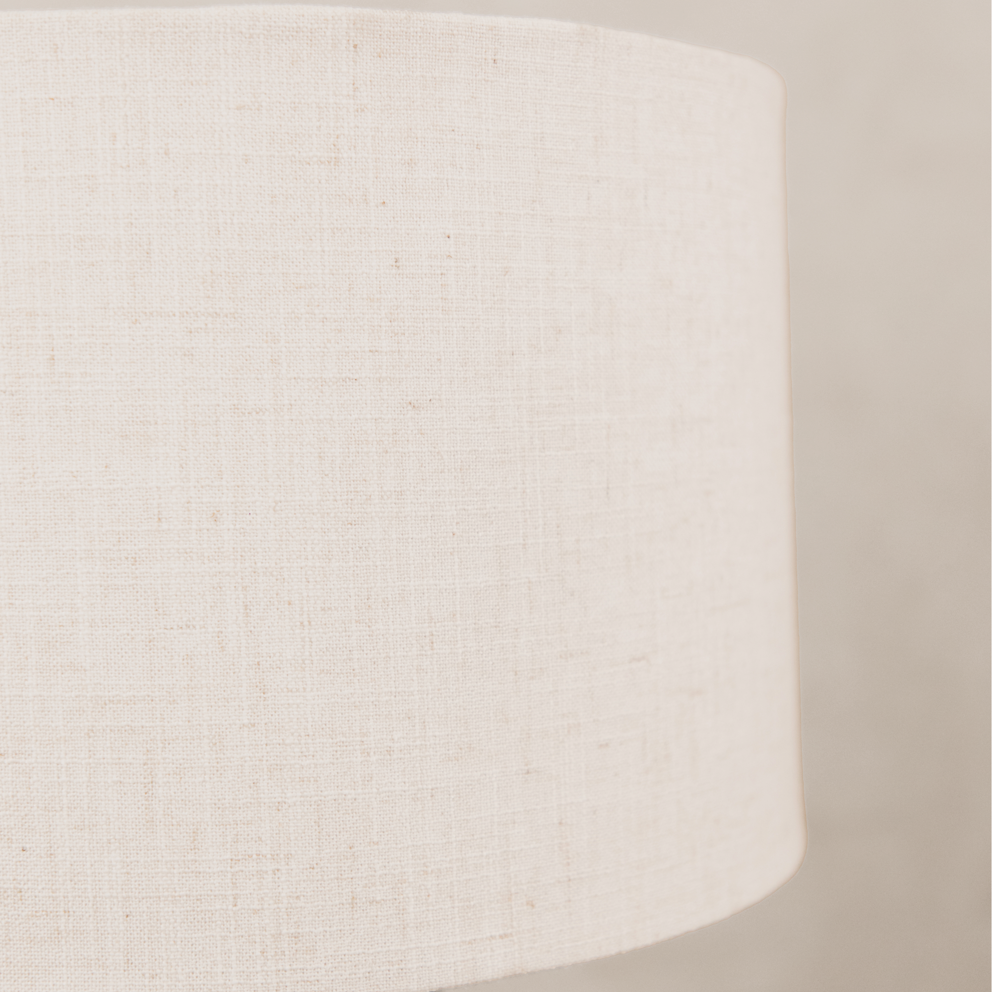 Marula Table Lamp with Linen Shade – Black