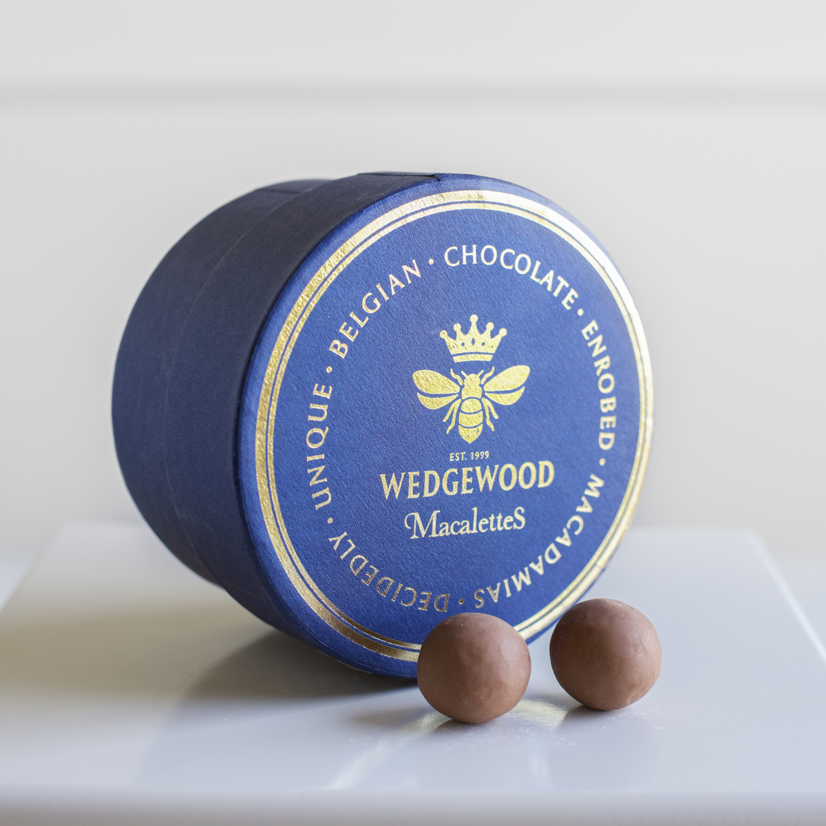 Milk Belgian Chocolate & Sea Salt Wedgewood Macalettes Hat Box
