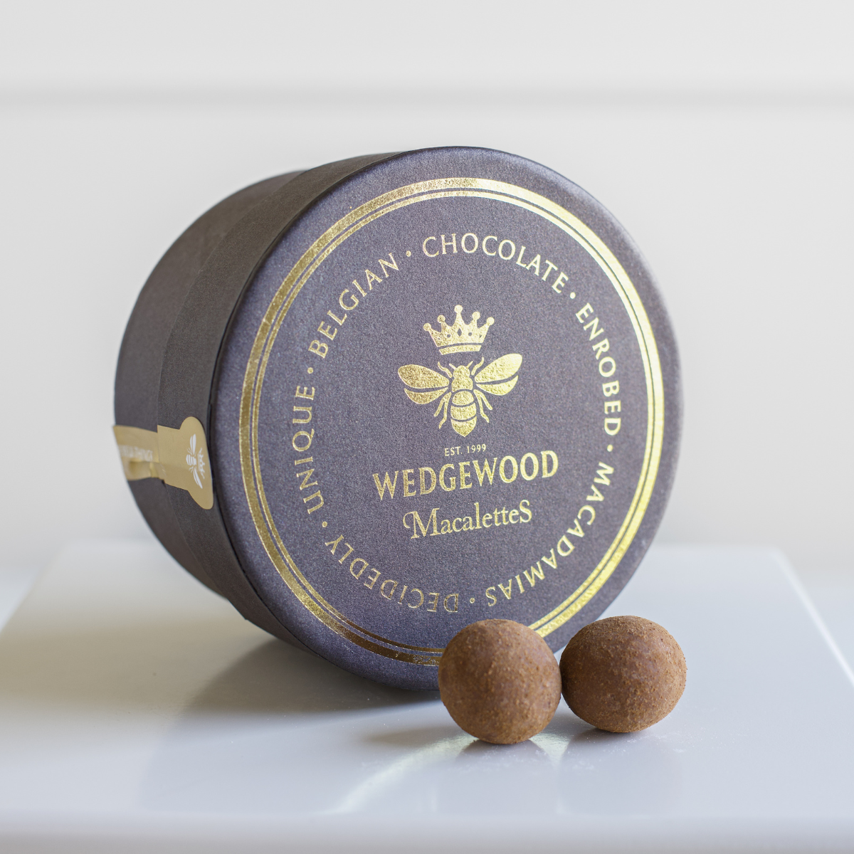 Milk Belgian Chocolate Mochaccino Macalettes Hat Box