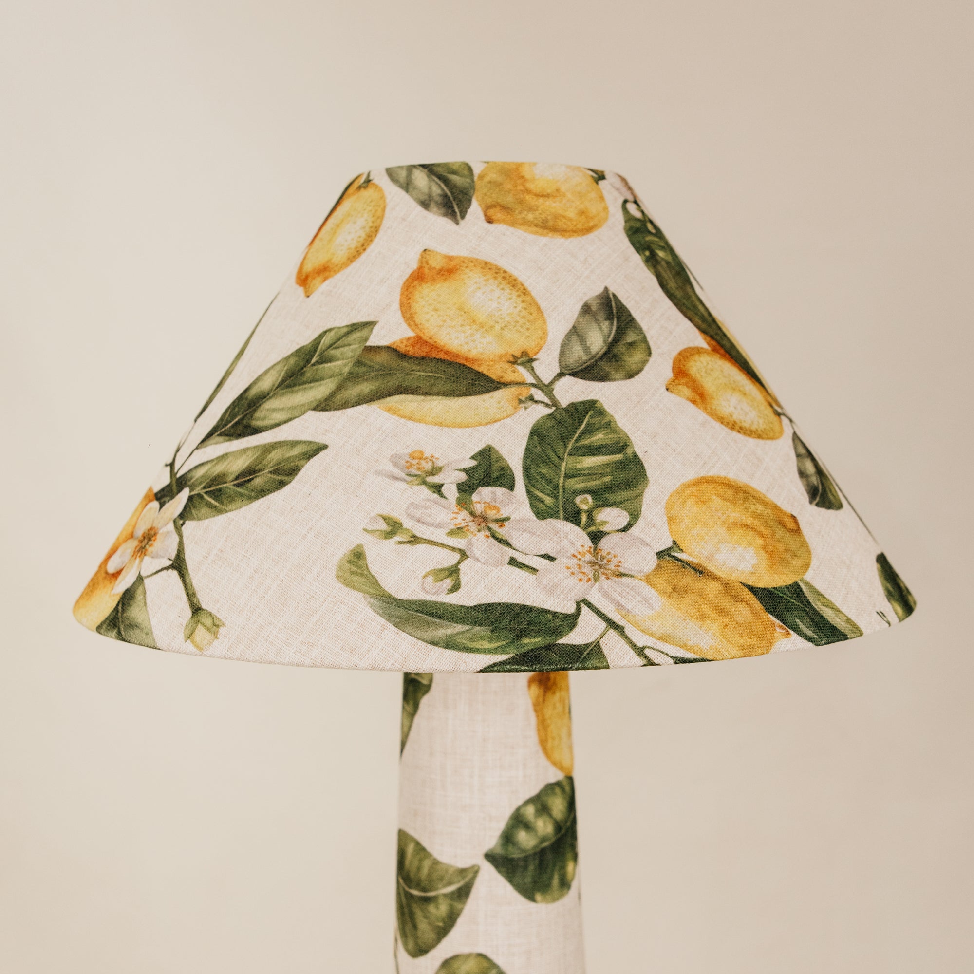 Moody Lemons Fusion Floor Lamp – Natural