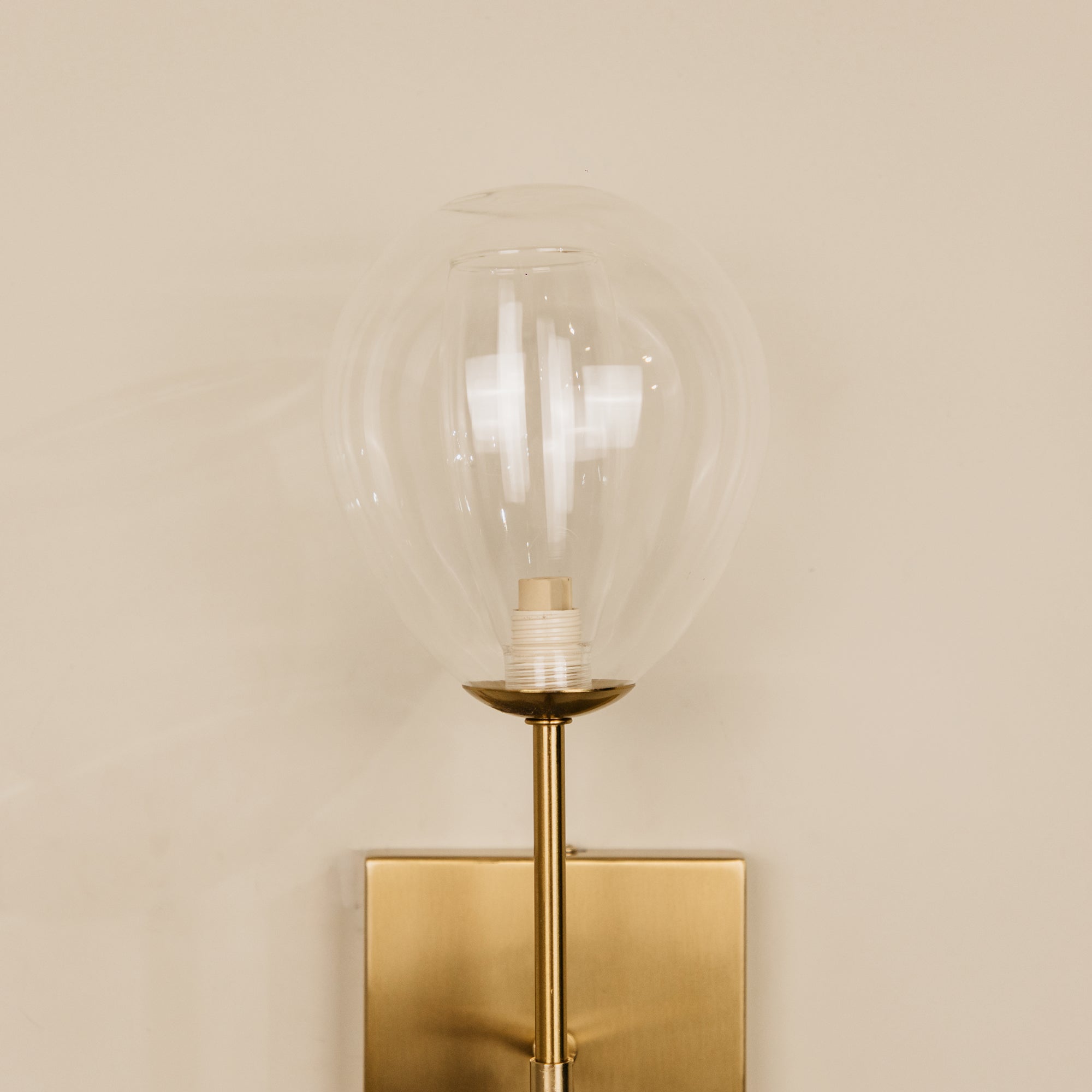 Mulu Glass & Brass Wall Light