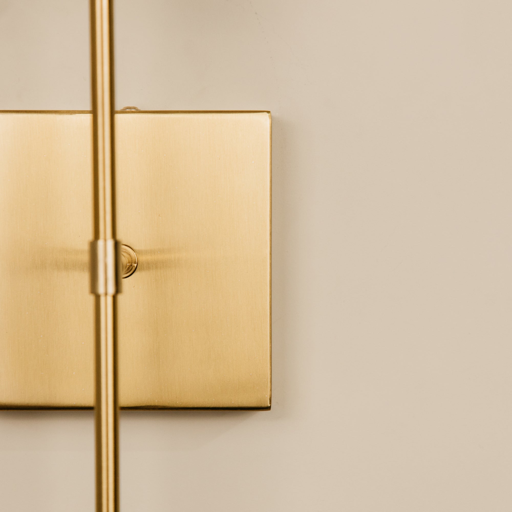 Mulu Glass & Brass Wall Light