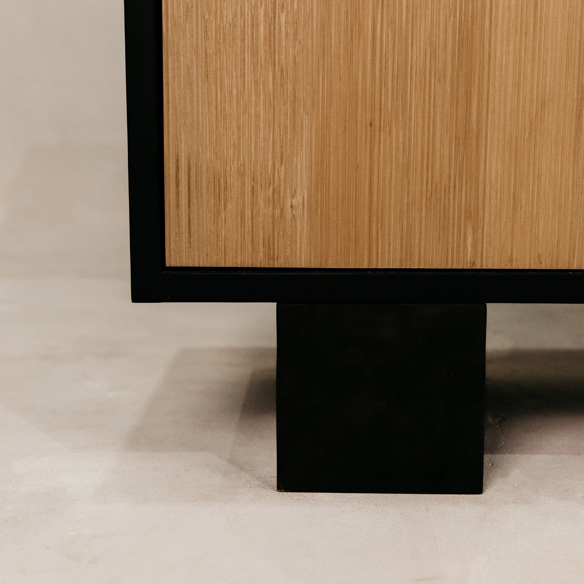 Nile Side Board
