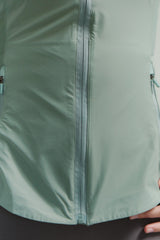 Nimbus Light Shell Jacket