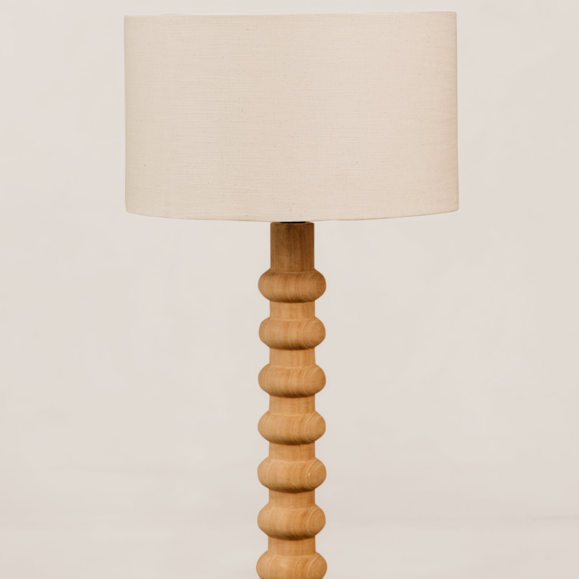 Olifants Table Lamp with Linen Shade – Blonde