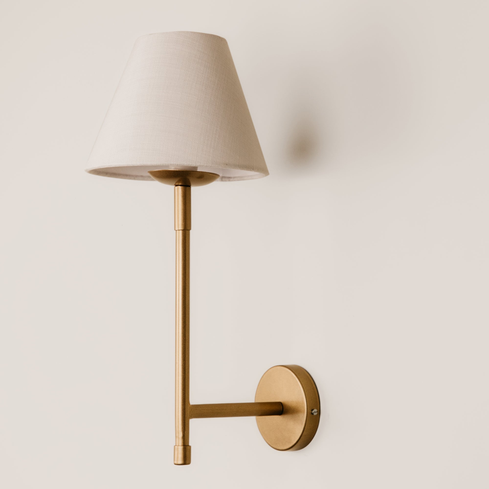 Olympic Wall Light with Tapered Linen Shade – Gold