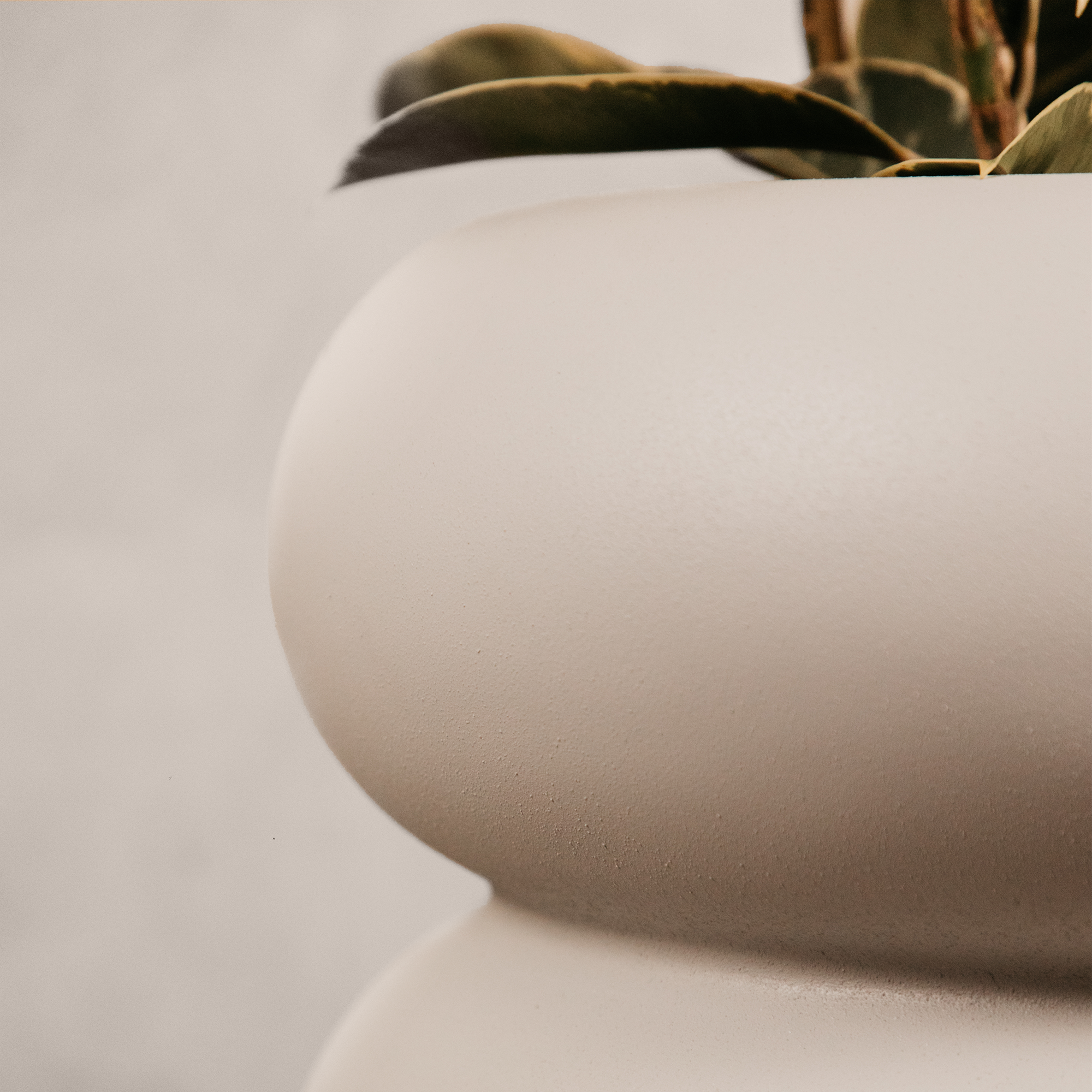 Otter Planter