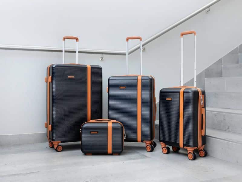 4pc Elite Luggage Collection - Black - Image 1