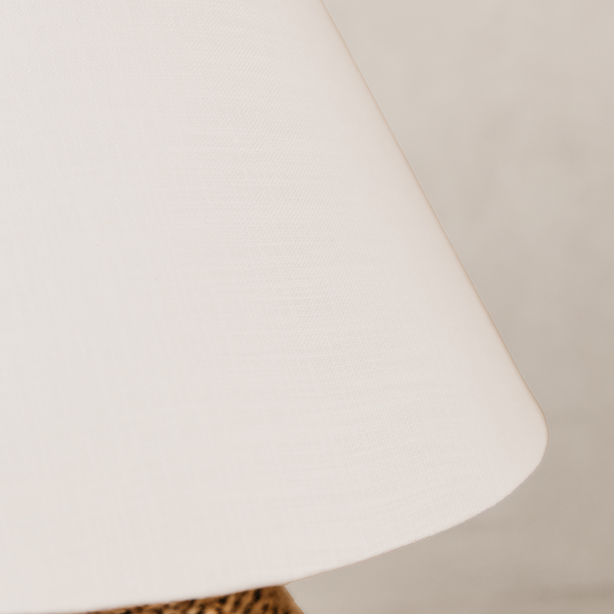 Panama Seagrass Table Lamp with Linen Shade – Natural