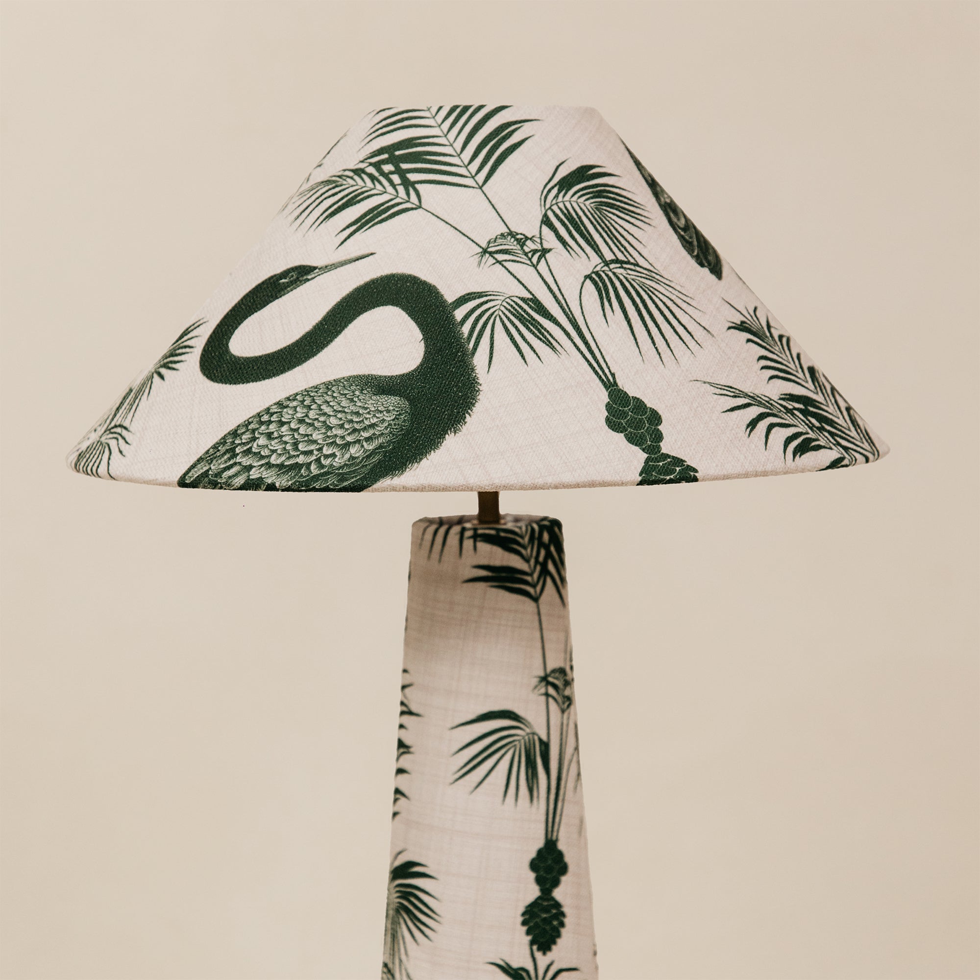 Paradise Palm Fusion Table Lamp