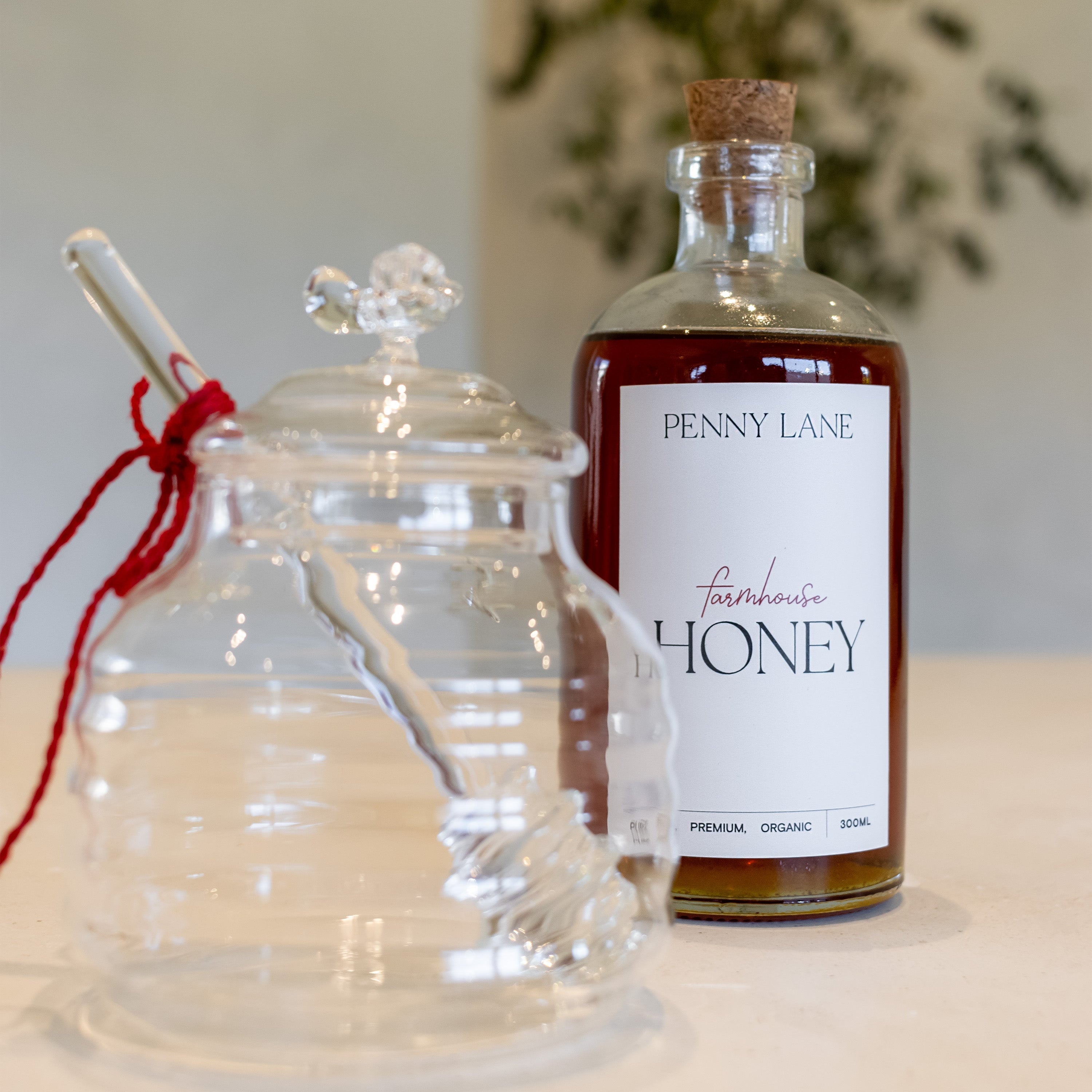 Bee our guest gift box