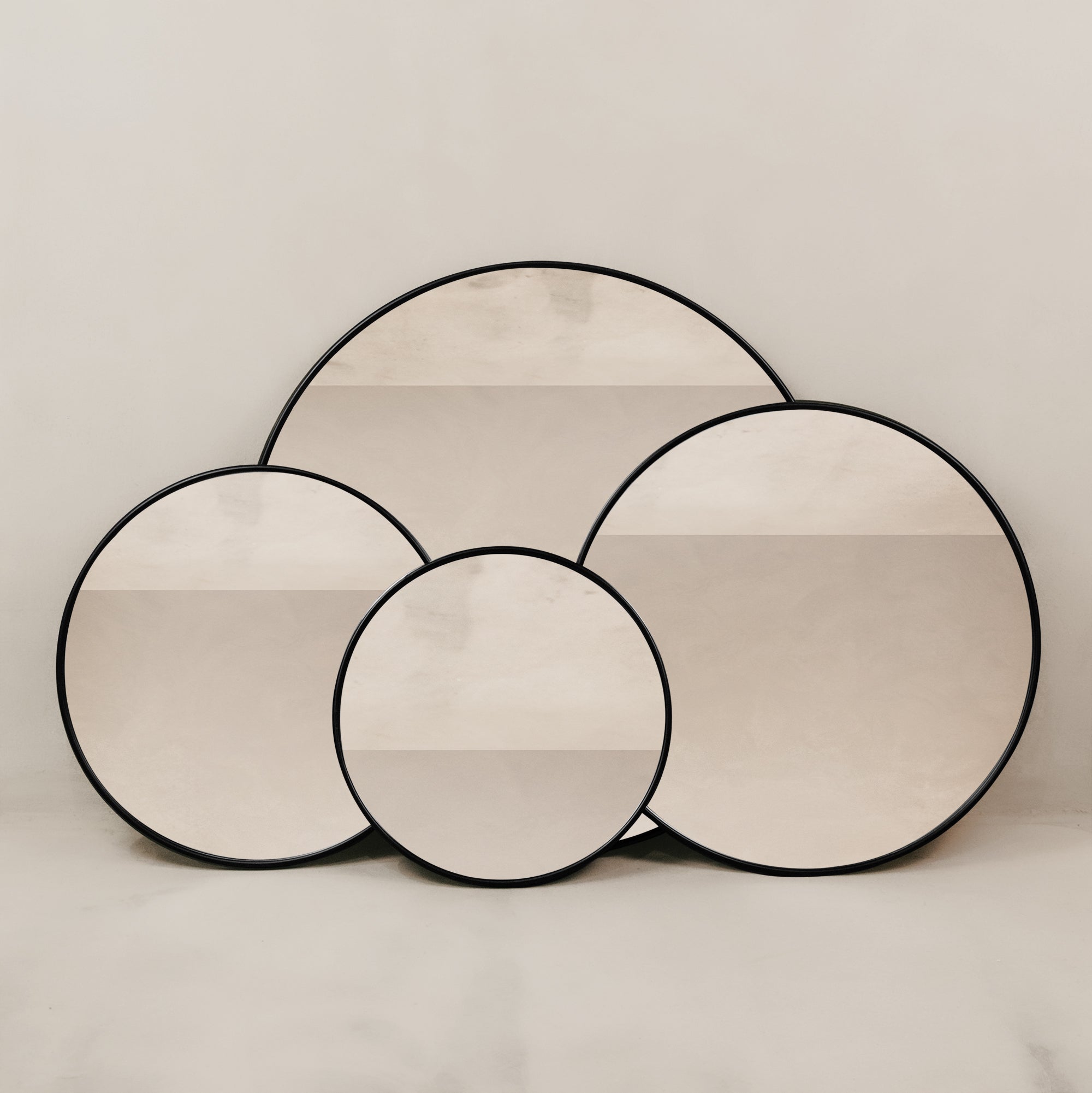 Duara Round Mirror