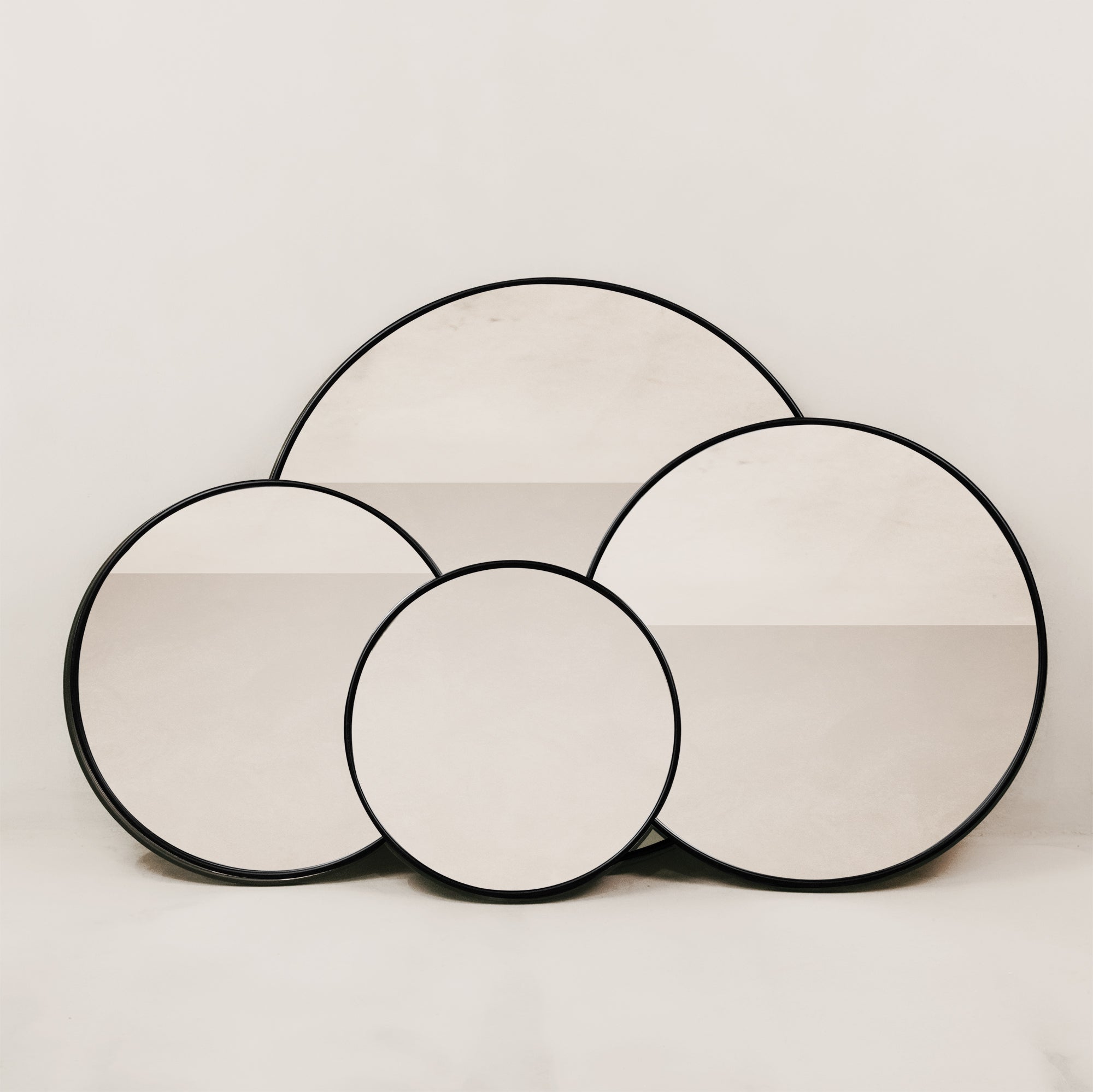 Duara Round Mirror