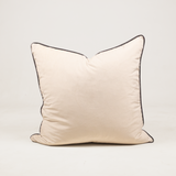 Velvet Scatter – White
