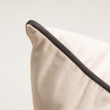 Velvet Scatter – White