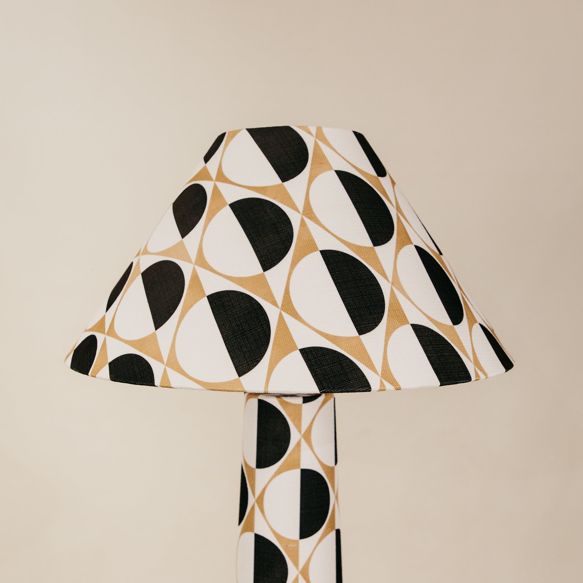 Sequence Spot Fusion Floor Lamp