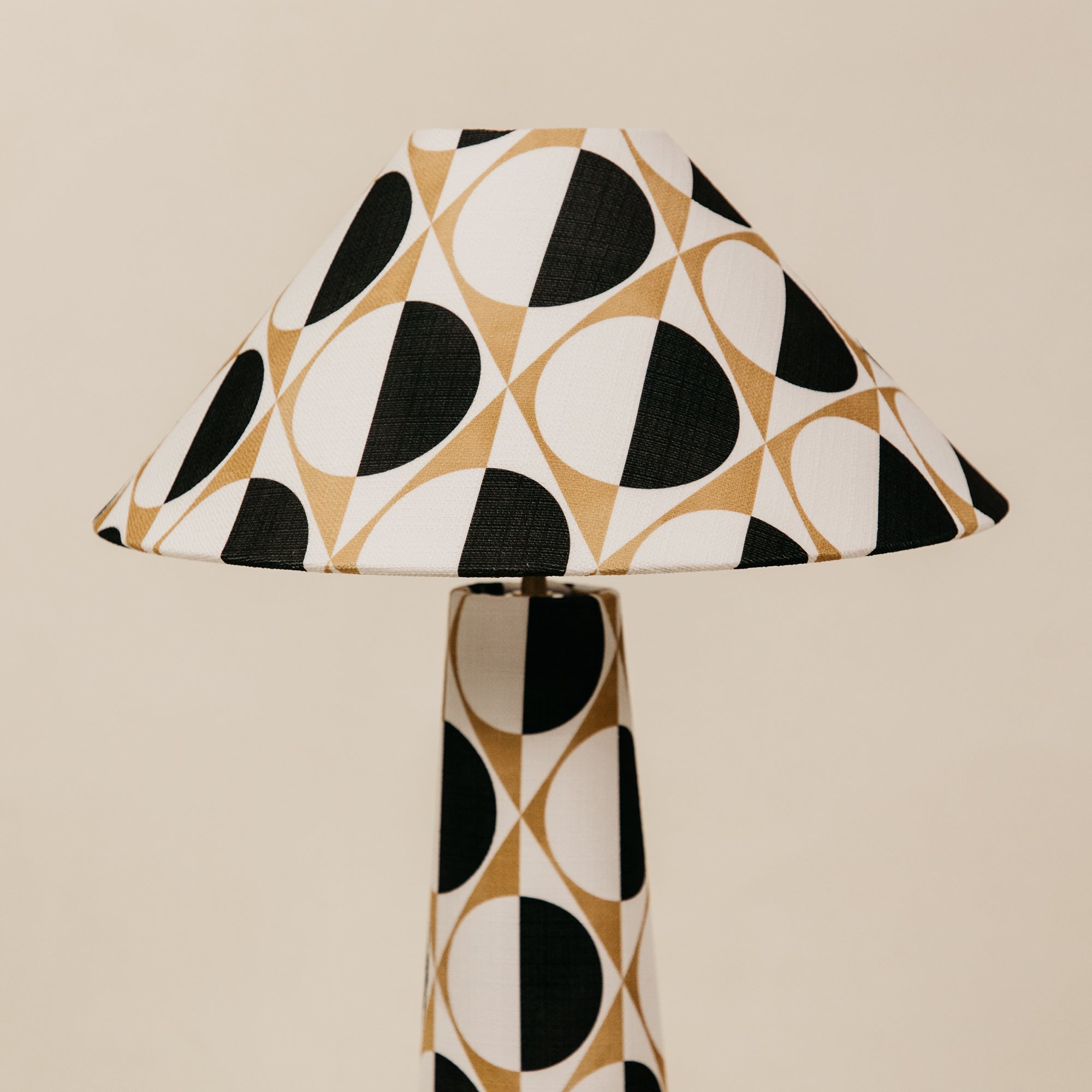 Sequence Spot Fusion Table Lamp