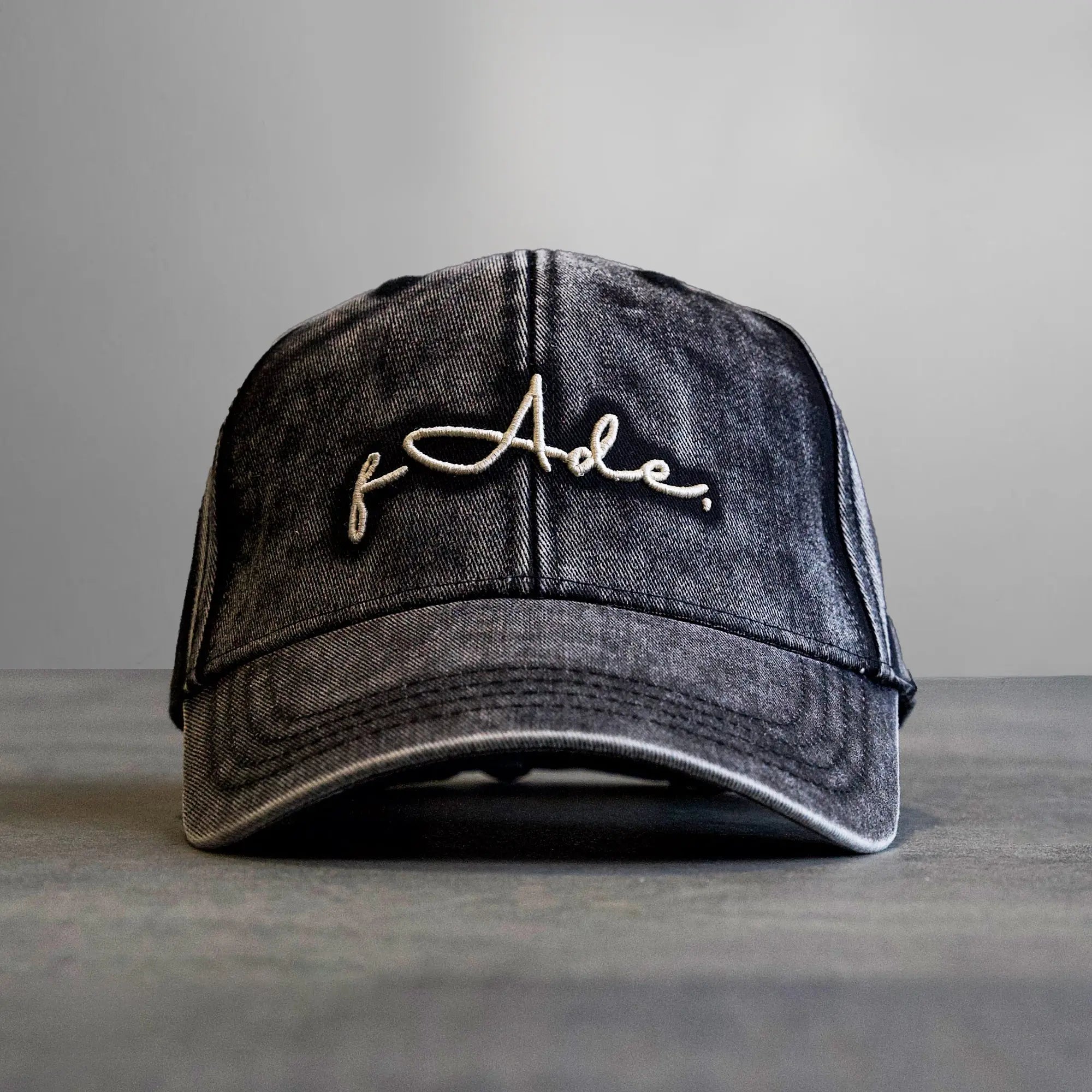 Signature Cap Washed Grey