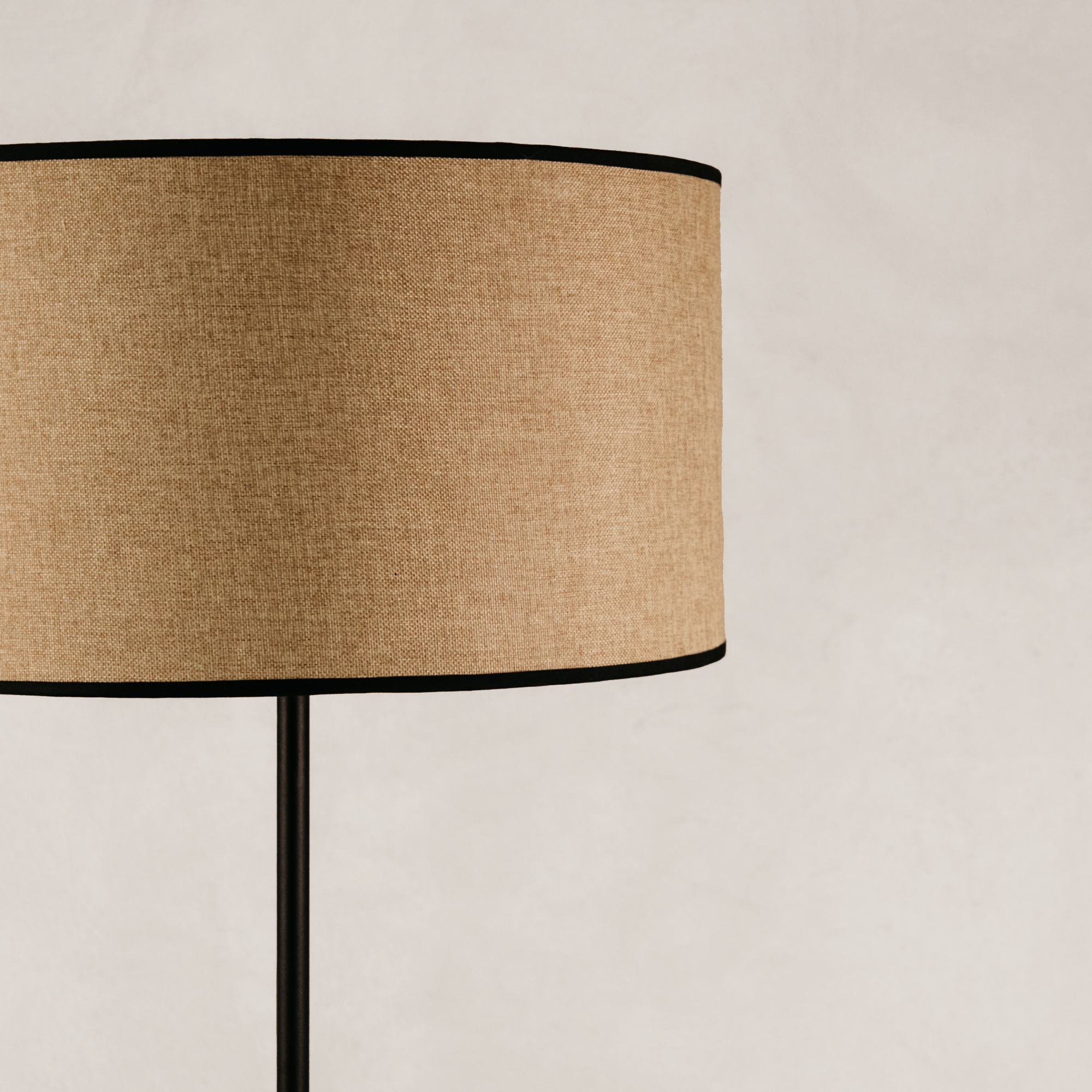 Sitari Metal Floor Lamp with Hessian Shade – Black