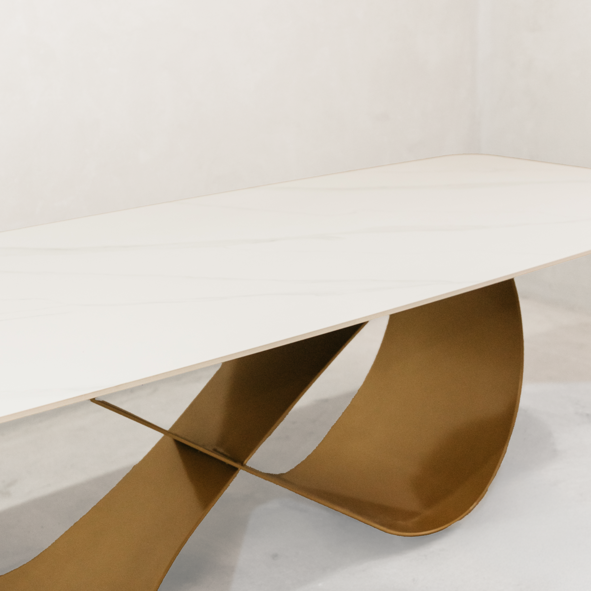 Sokoto Dining Table – White & Gold
