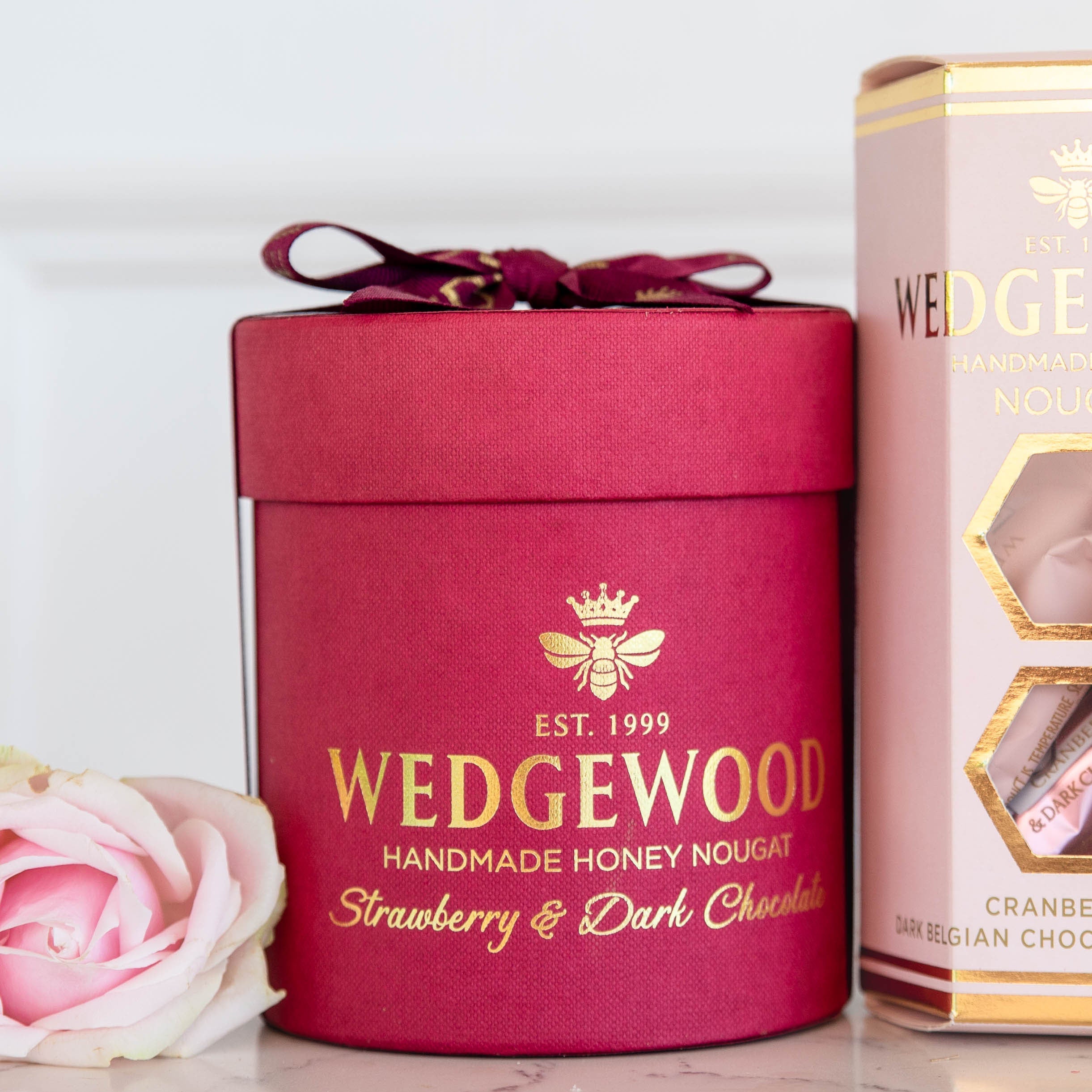 Dark Chocolate & Strawberry Small Hat Box