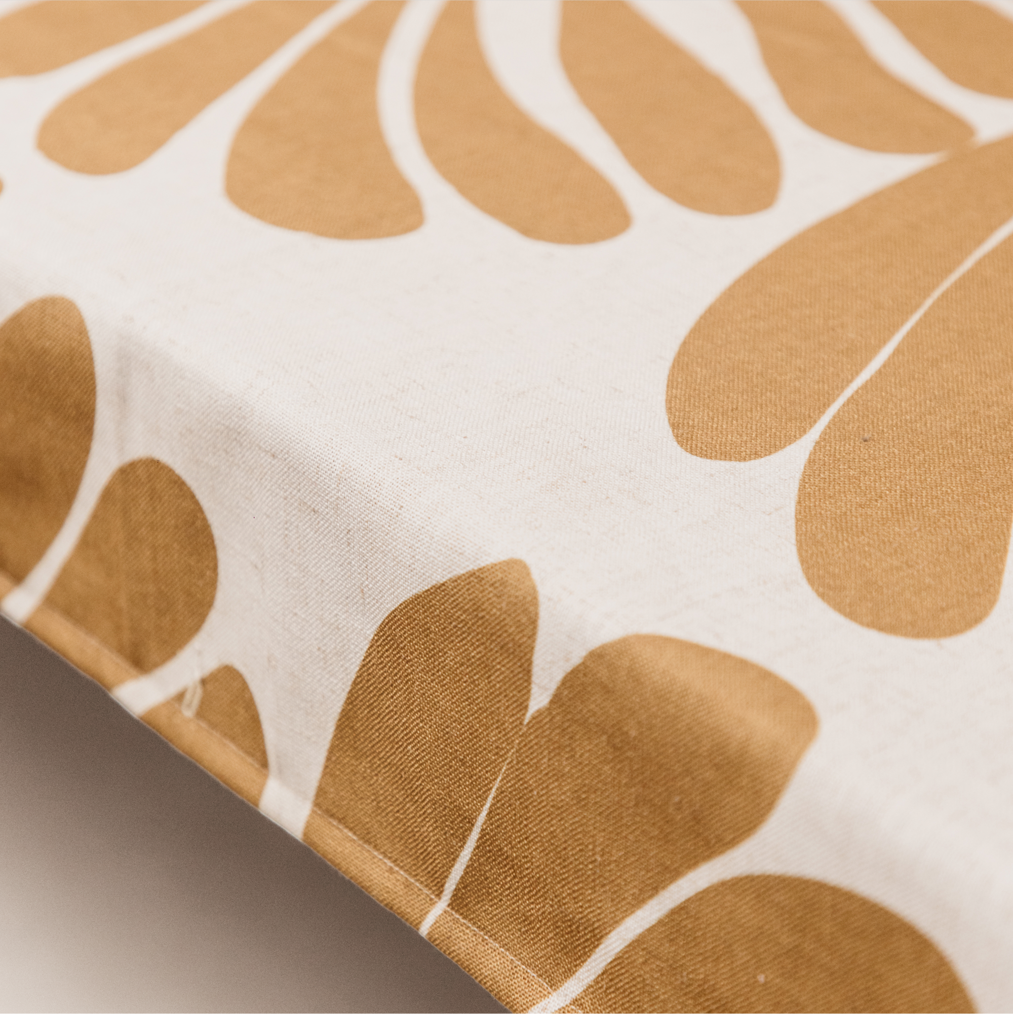 Gilded Leaf Tablecloth