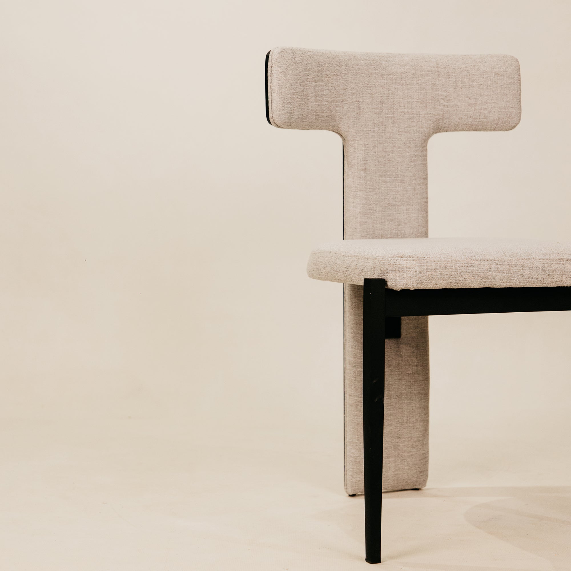 Tetra Sand Dining Chair – Black