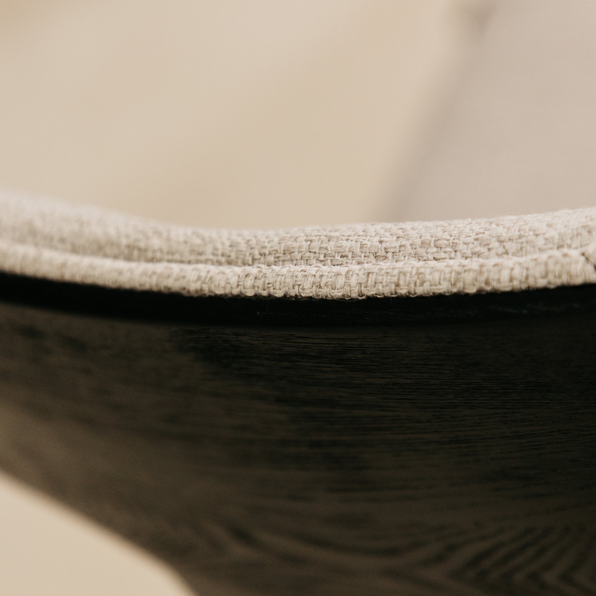 Tetra Sand Dining Chair – Black