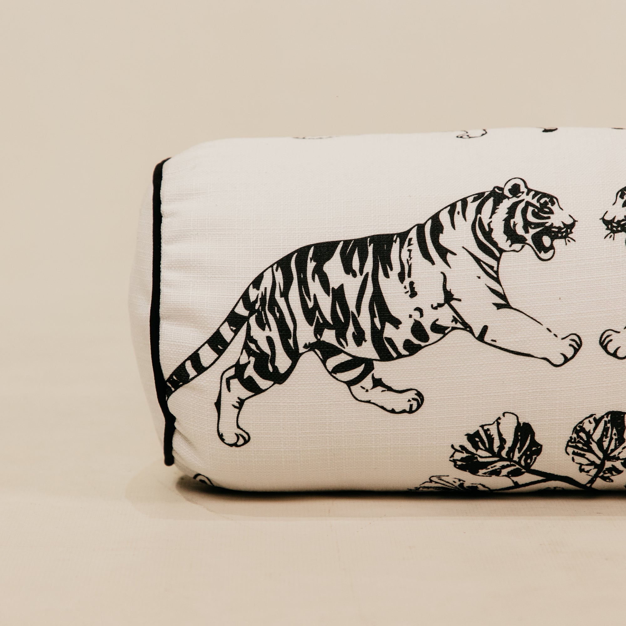 Tigris Bolster 22 x 120cm