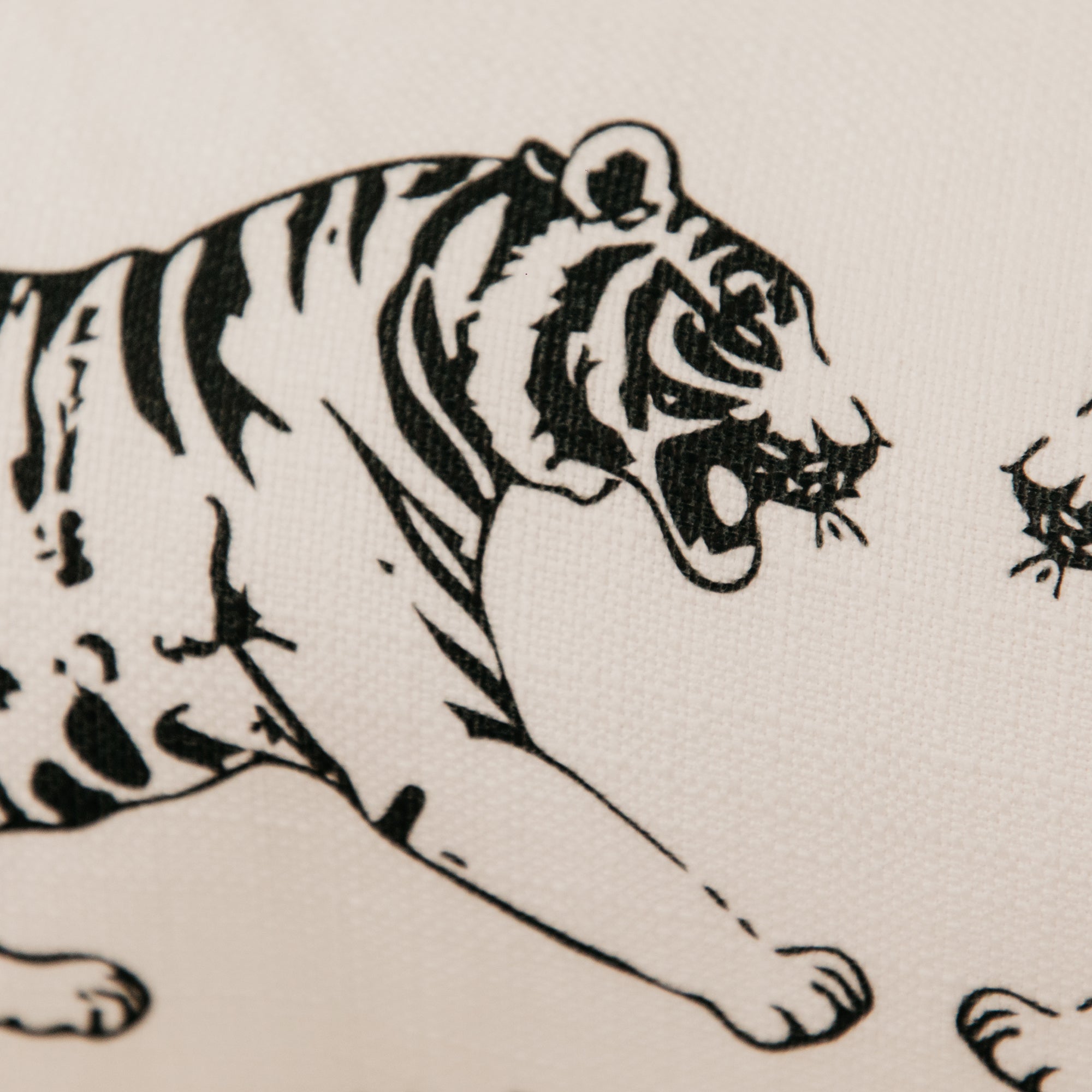 Tigris Bolster 22 x 120cm