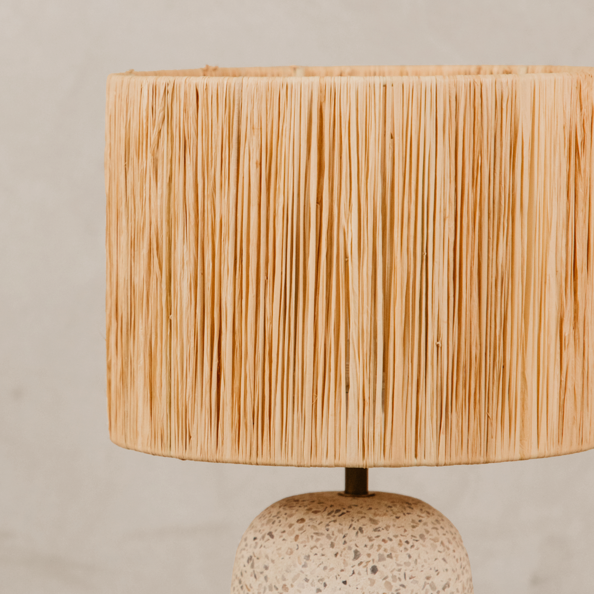 Togo Terrazzo Table Lamp with Raffia Shade – Natural