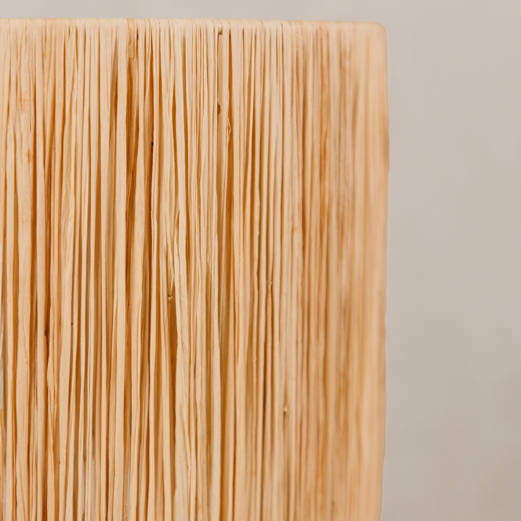Togo Terrazzo Table Lamp with Raffia Shade – Natural