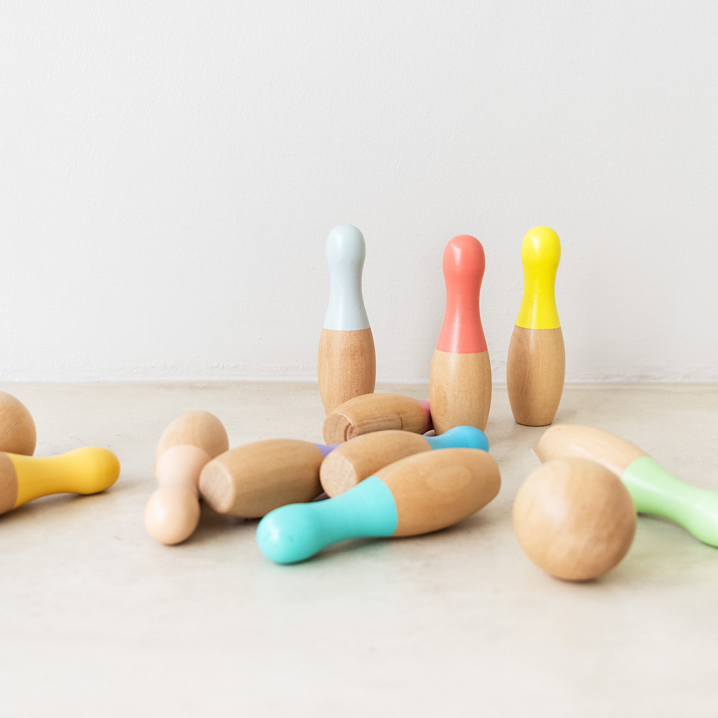 Kids Wooden Tenpin bowling game